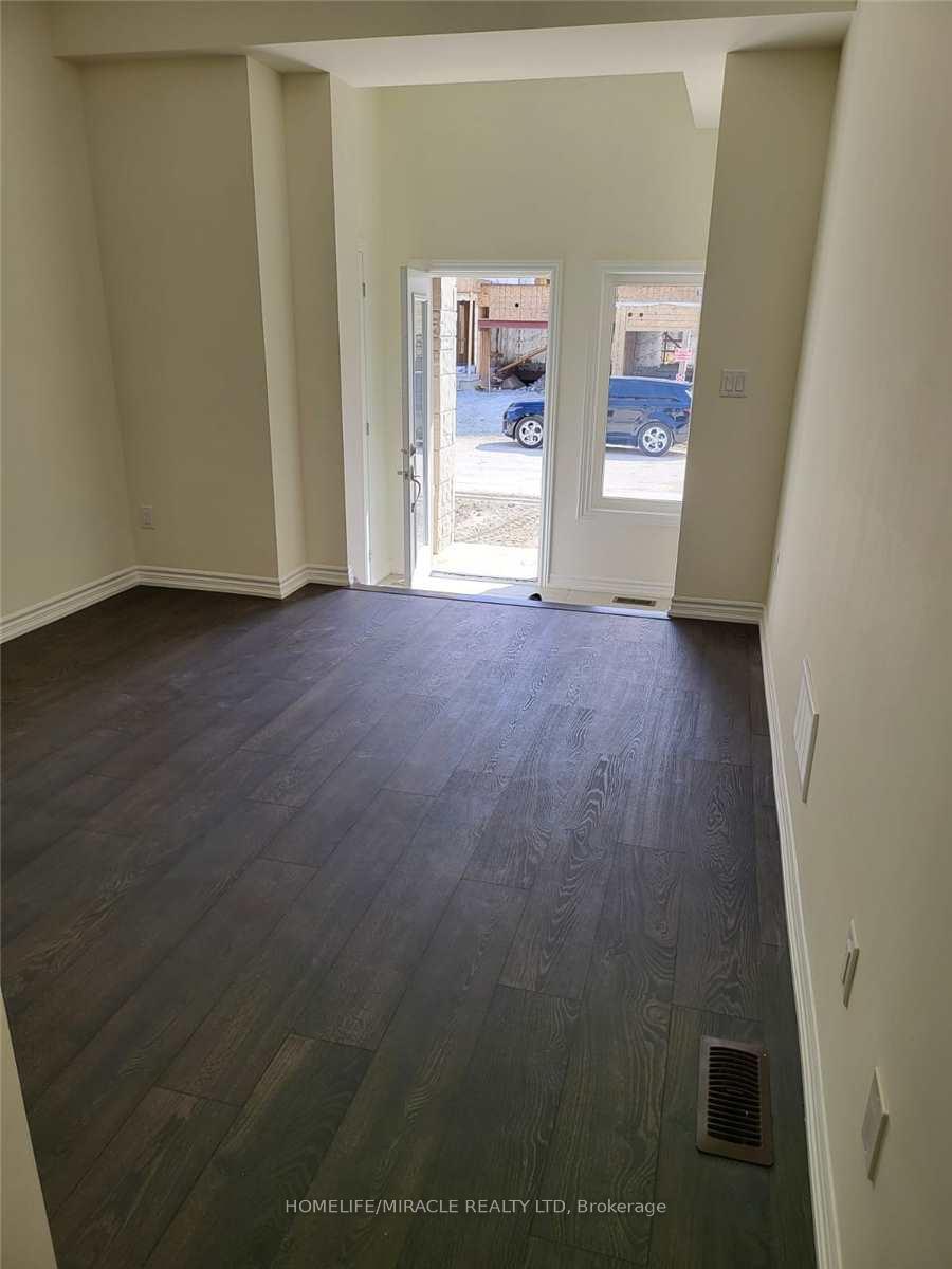Photo 2 of 21 Purple Sage Drive, Brampton, Bram East — HOMEH