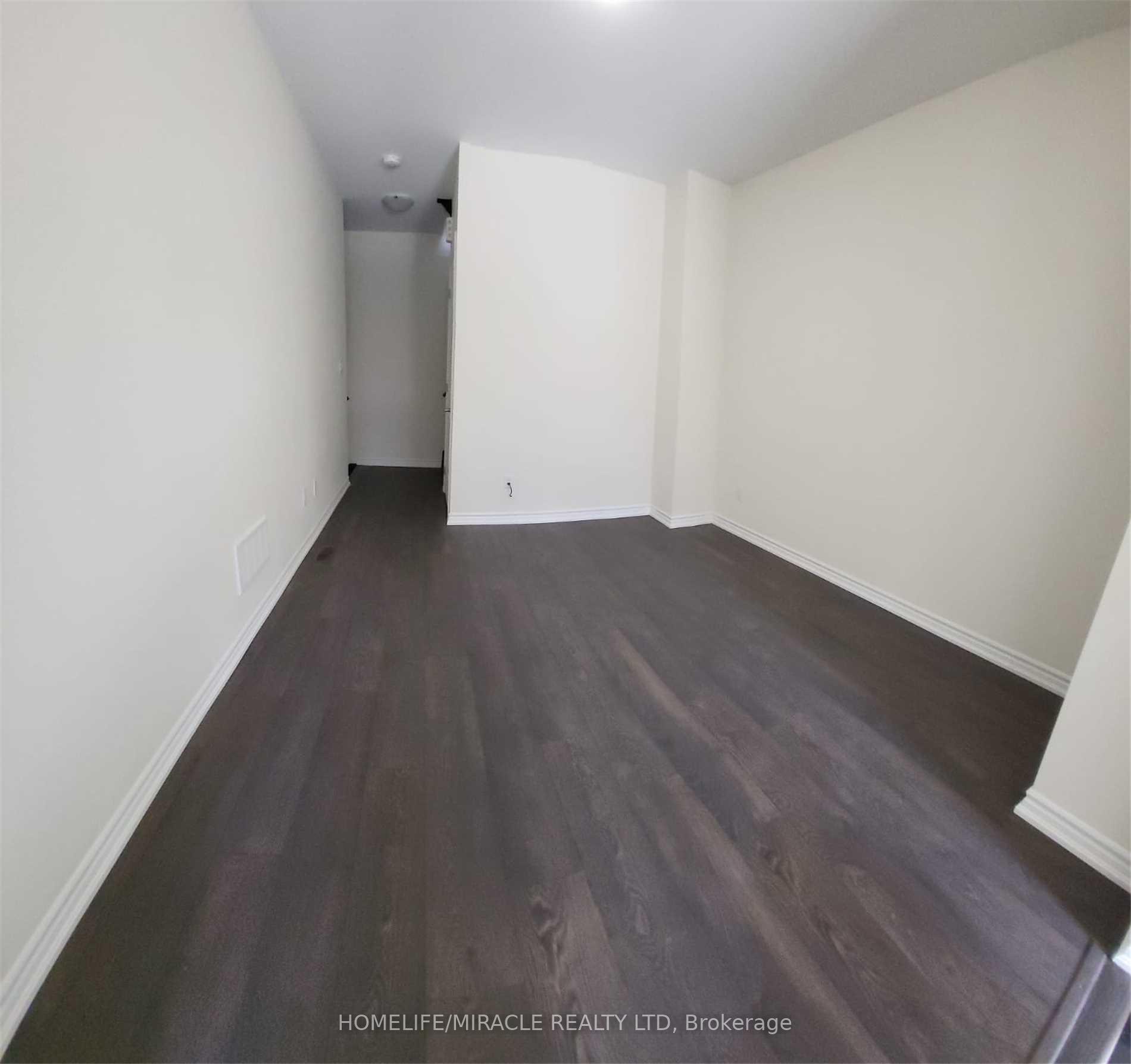 Photo 3 of 21 Purple Sage Drive, Brampton, Bram East — HOMEH