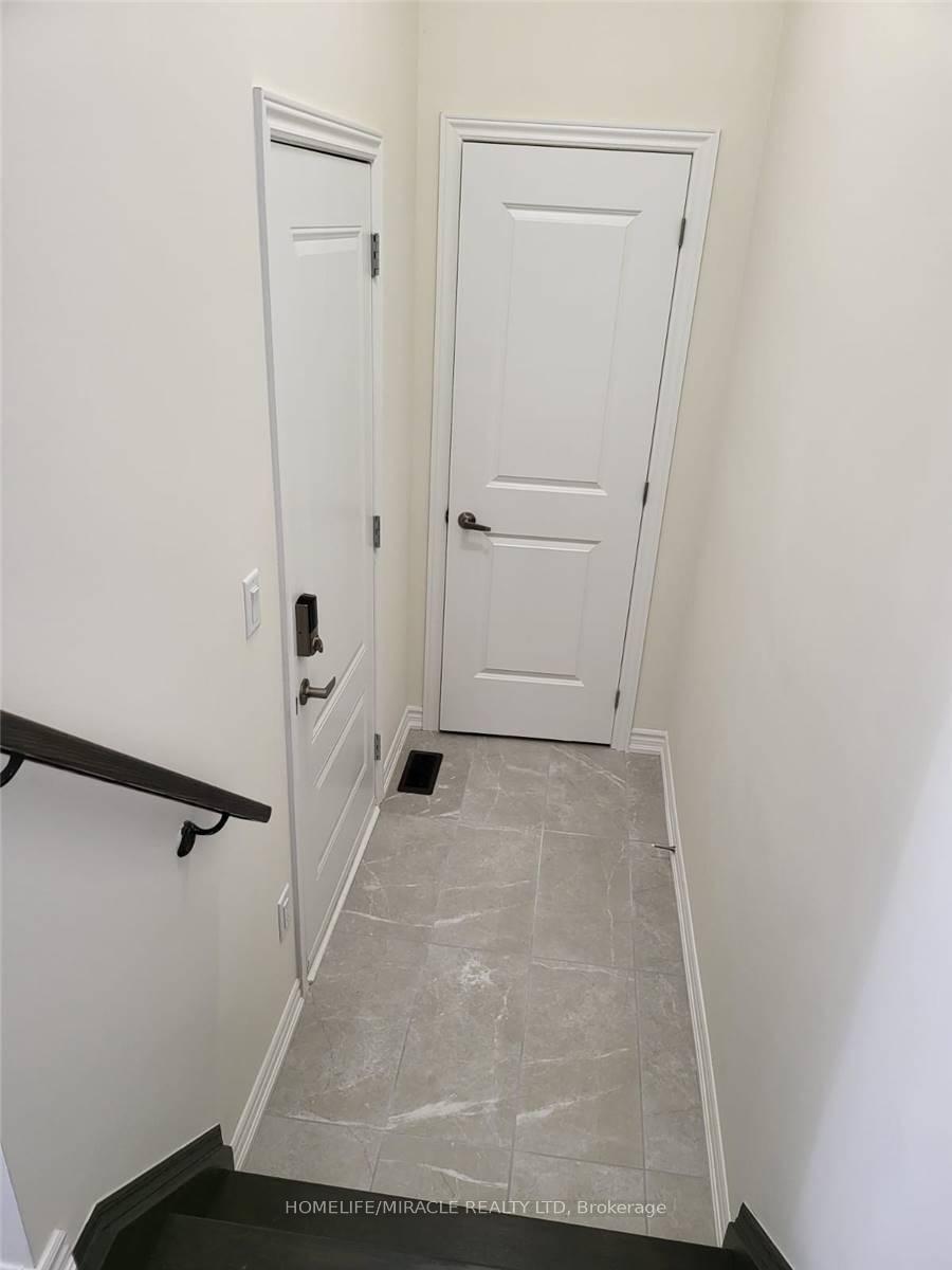 Photo 5 of 21 Purple Sage Drive, Brampton, Bram East — HOMEH
