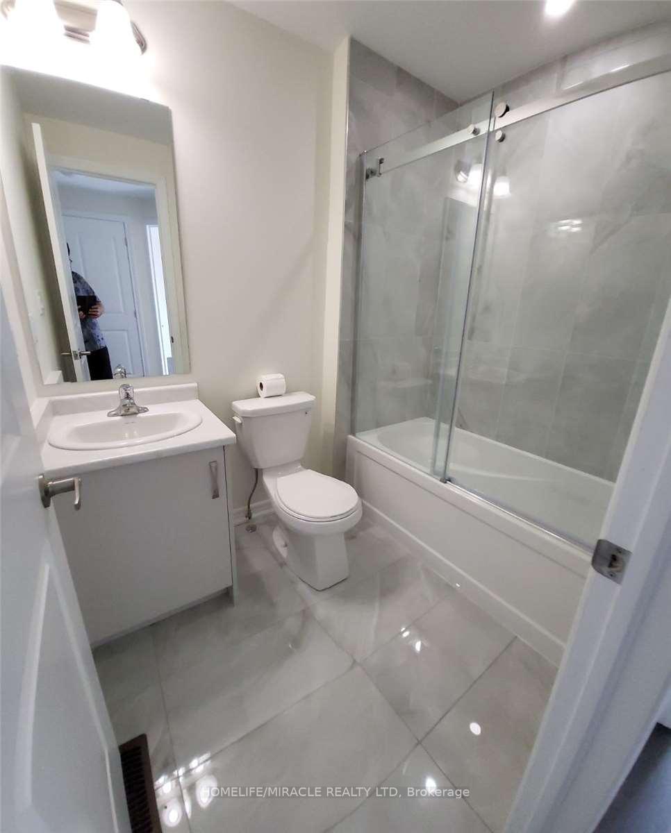 Photo 13 of 21 Purple Sage Drive, Brampton, Bram East — HOMEH
