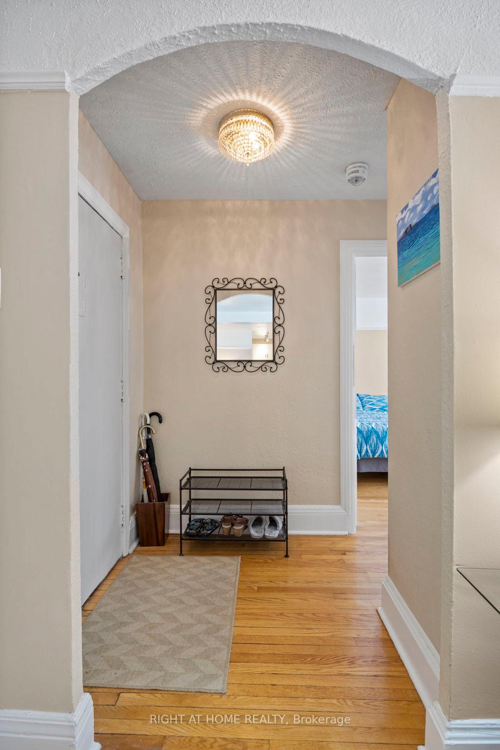 Photo 6 of Unit 108, 100 Oriole Parkway, Toronto, Forest Hill South — HOMEH