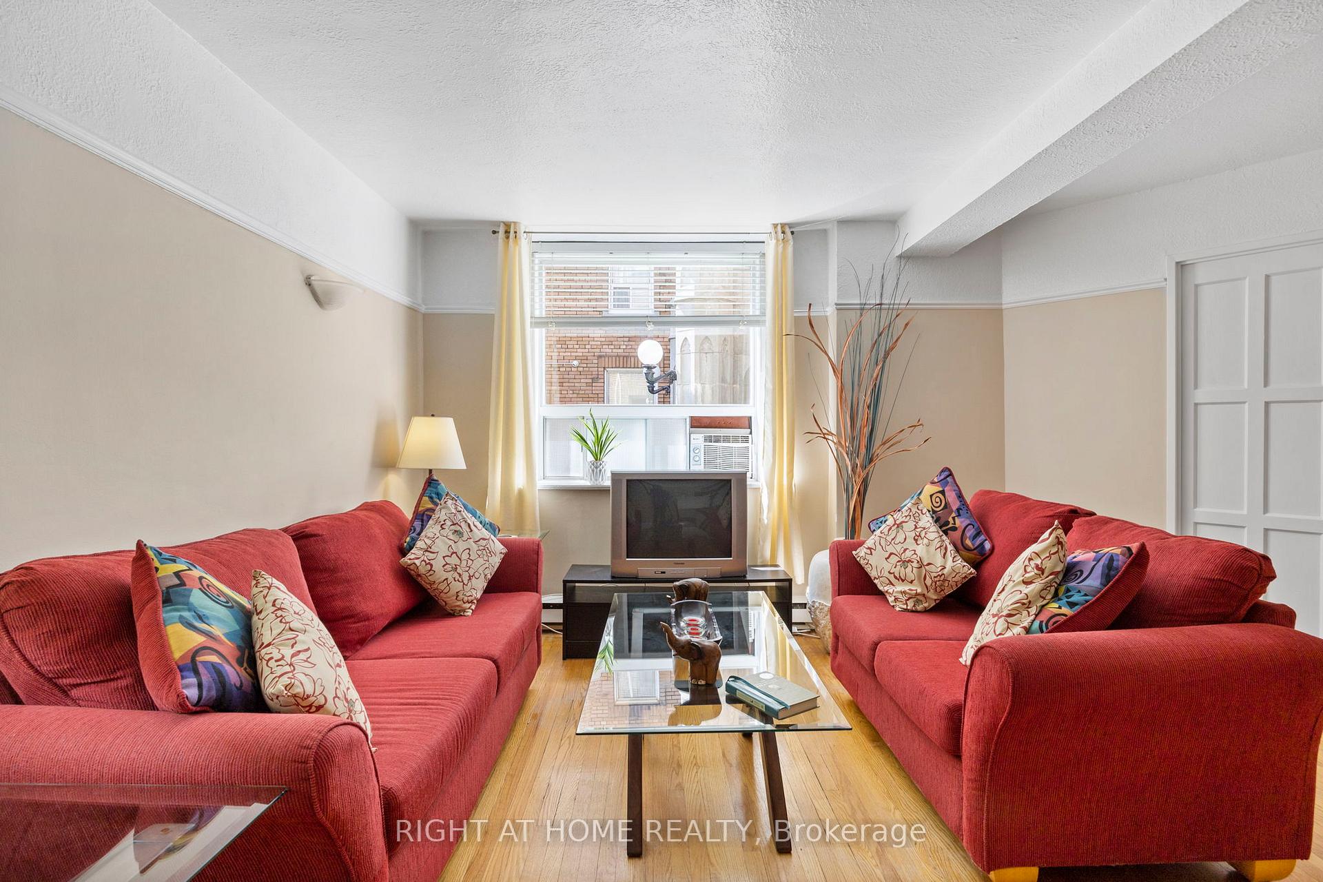 Photo 17 of Unit 108, 100 Oriole Parkway, Toronto, Forest Hill South — HOMEH
