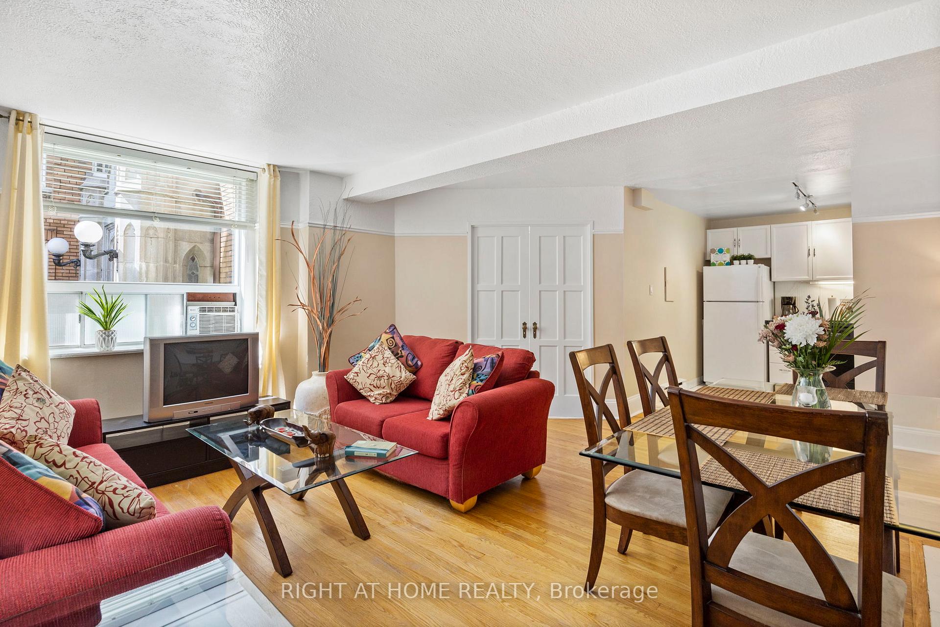 Photo 7 of Unit 108, 100 Oriole Parkway, Toronto, Forest Hill South — HOMEH