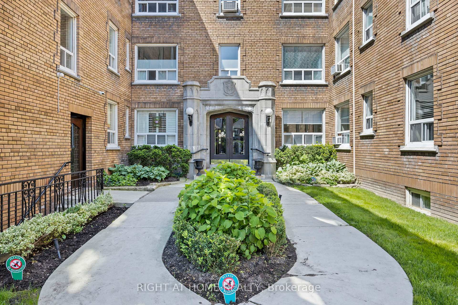Photo 22 of Unit 108, 100 Oriole Parkway, Toronto, Forest Hill South — HOMEH
