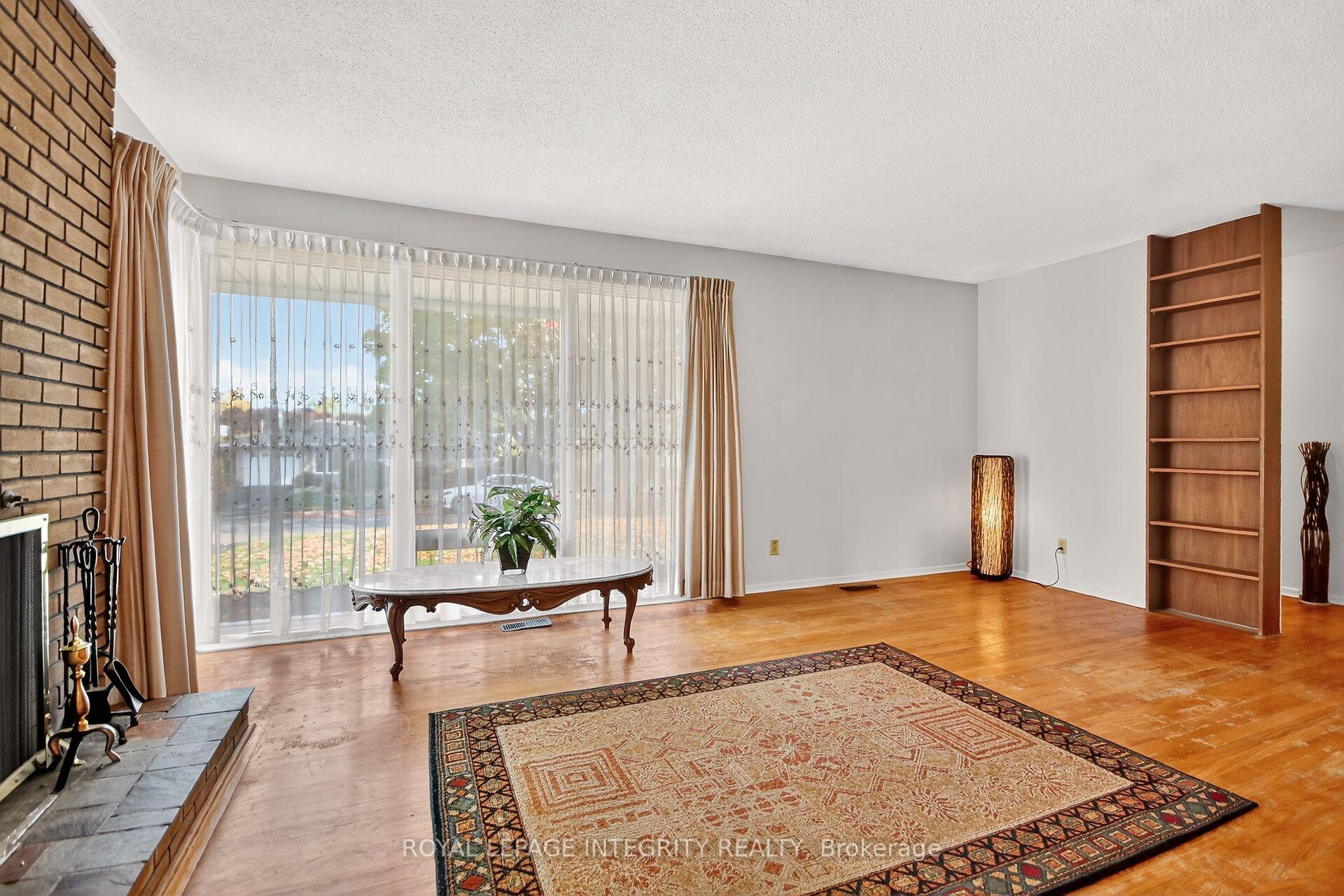 Photo 12 of 2106 Dunelm Street, Ottawa, Elmvale Acres/Urbandale — HOMEH