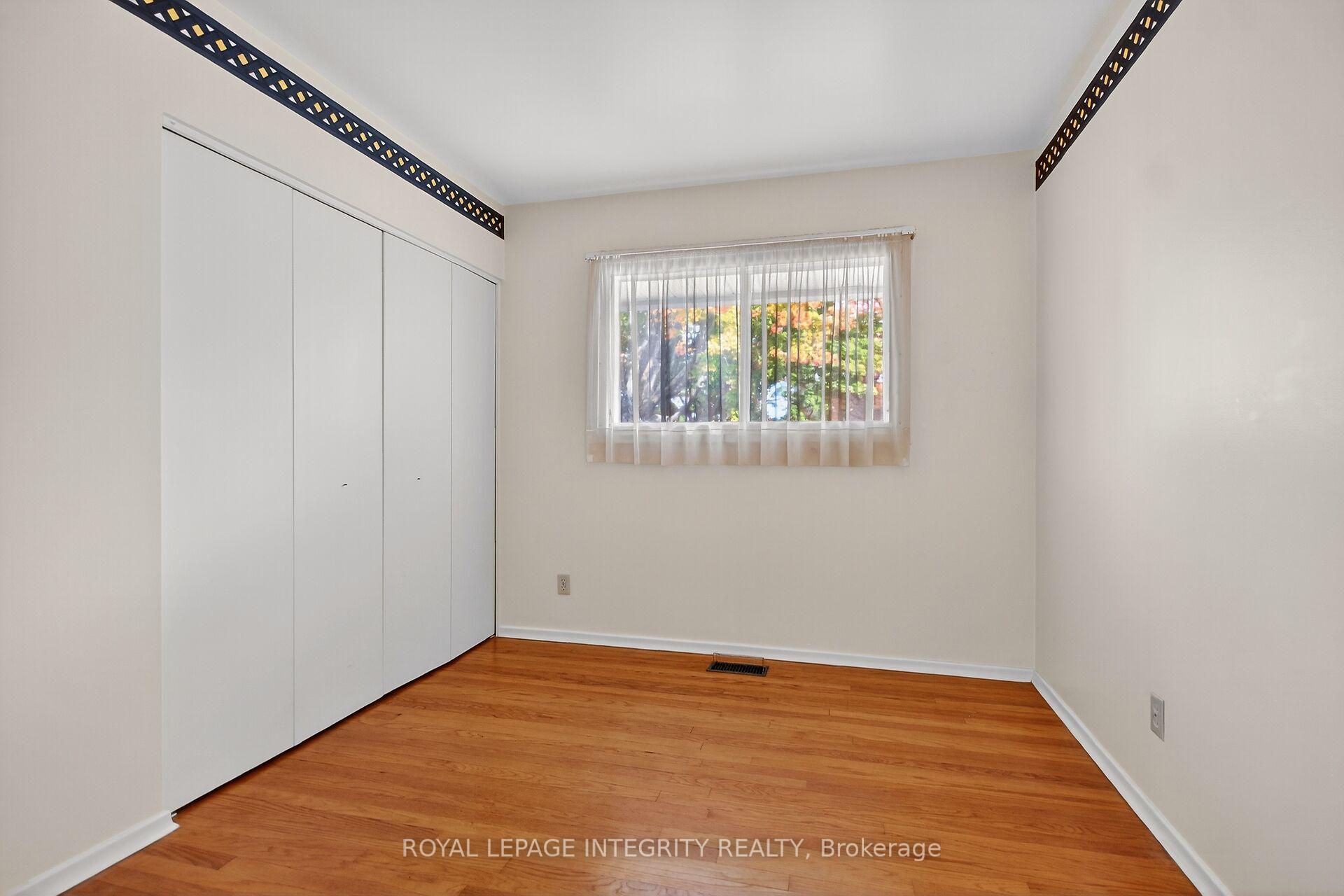 Photo 25 of 2106 Dunelm Street, Ottawa, Elmvale Acres/Urbandale — HOMEH