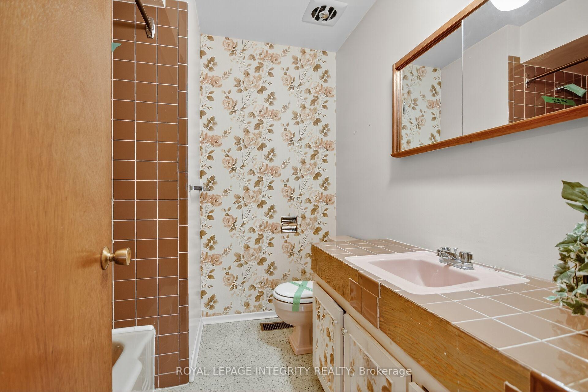 Photo 27 of 2106 Dunelm Street, Ottawa, Elmvale Acres/Urbandale — HOMEH