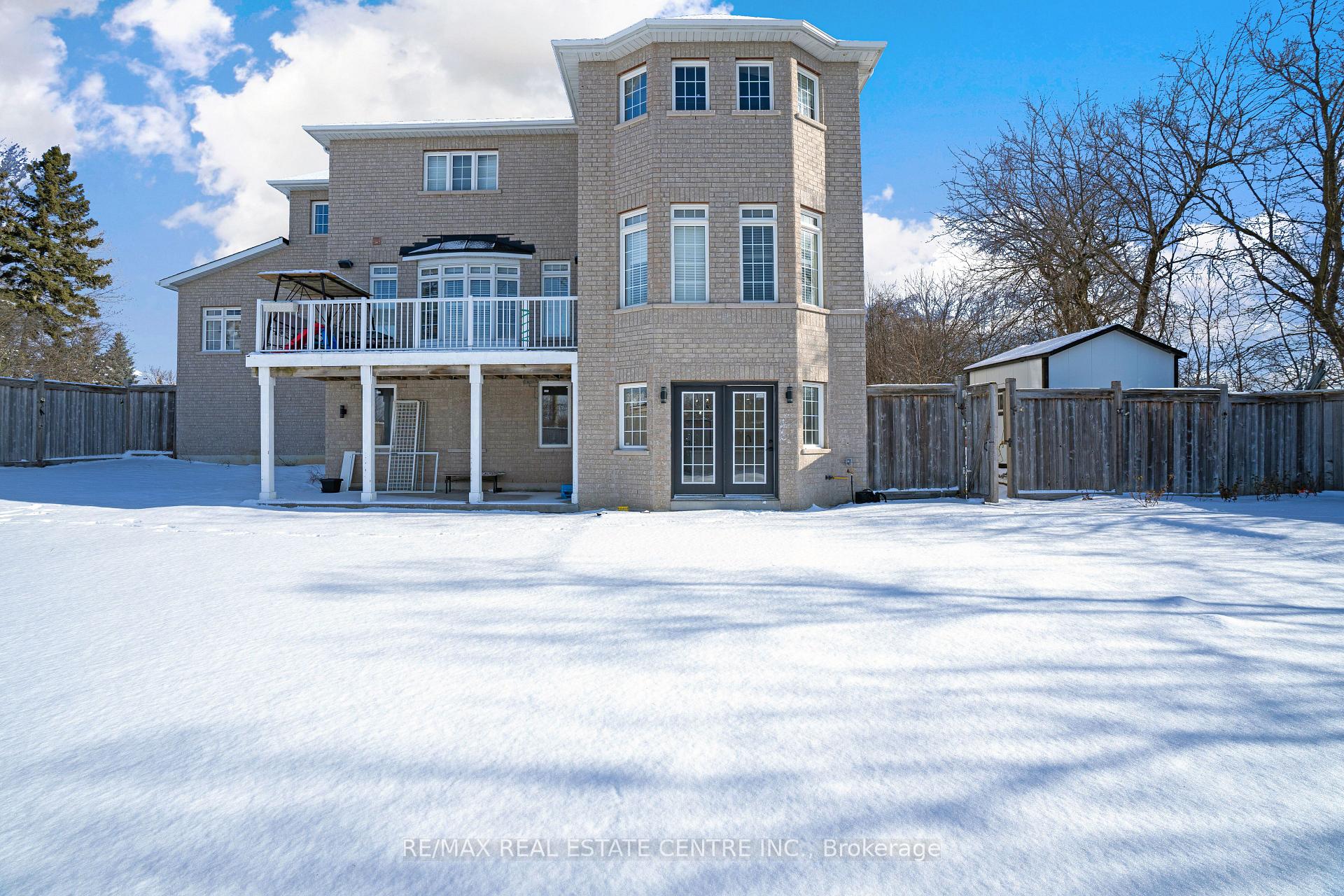 Photo 13 of 40 Highvalley (Basement) Circle, Brampton, Brampton West — HOMEH
