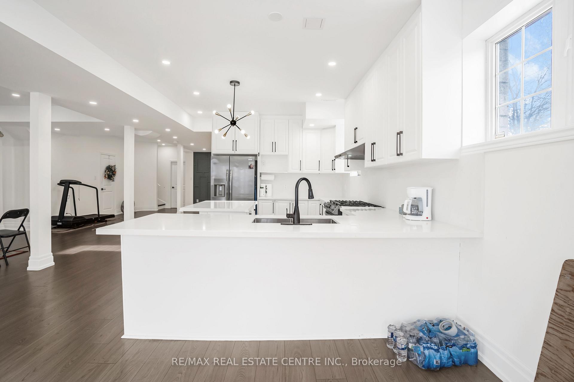 Photo 30 of 40 Highvalley (Basement) Circle, Brampton, Brampton West — HOMEH