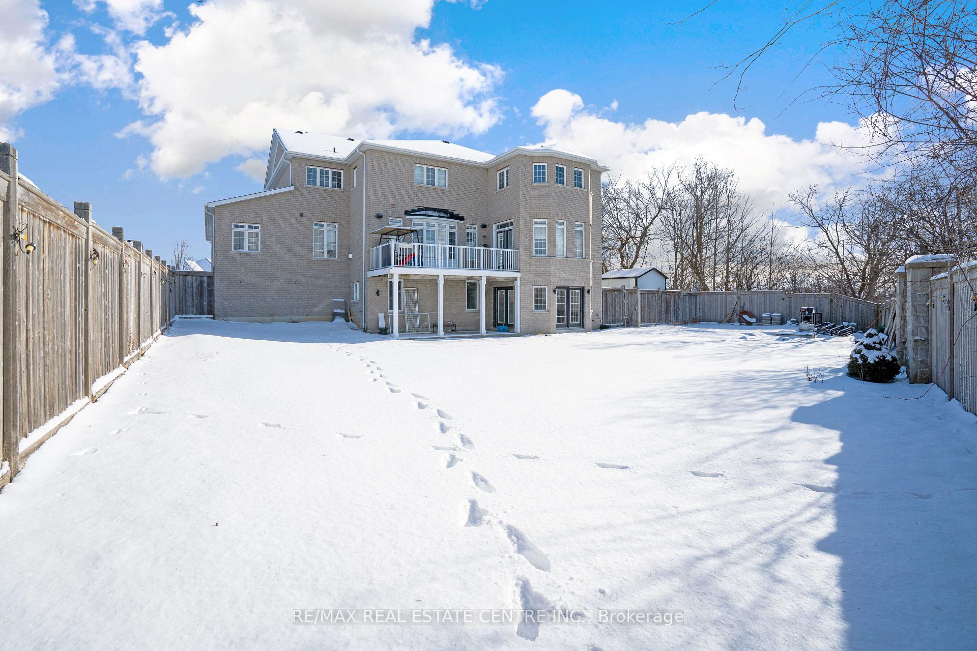 Photo 38 of 40 Highvalley (Basement) Circle, Brampton, Brampton West — HOMEH