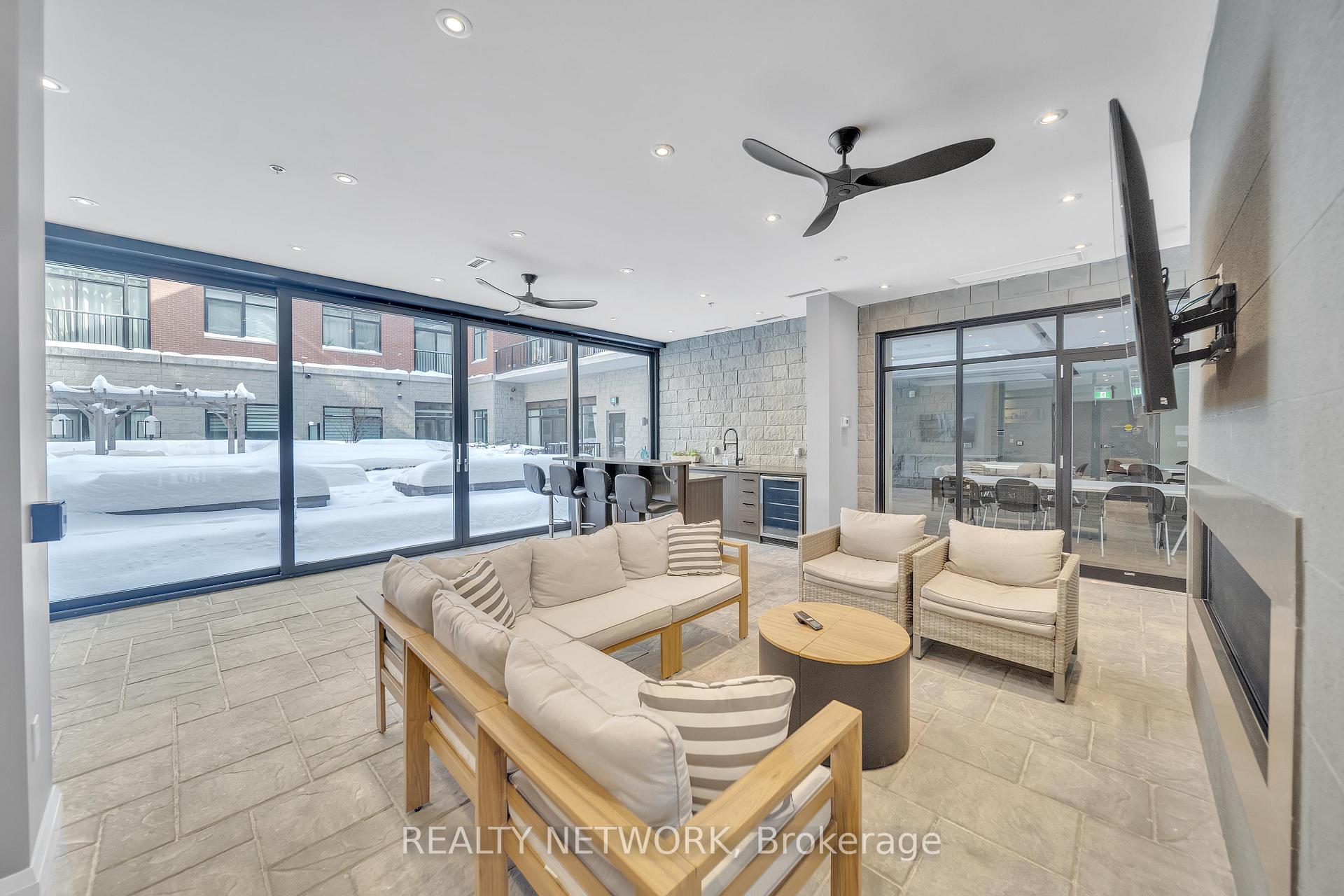 Photo 37 of Unit 410, 1 Redfern Avenue, Hamilton, Mountview — HOMEH