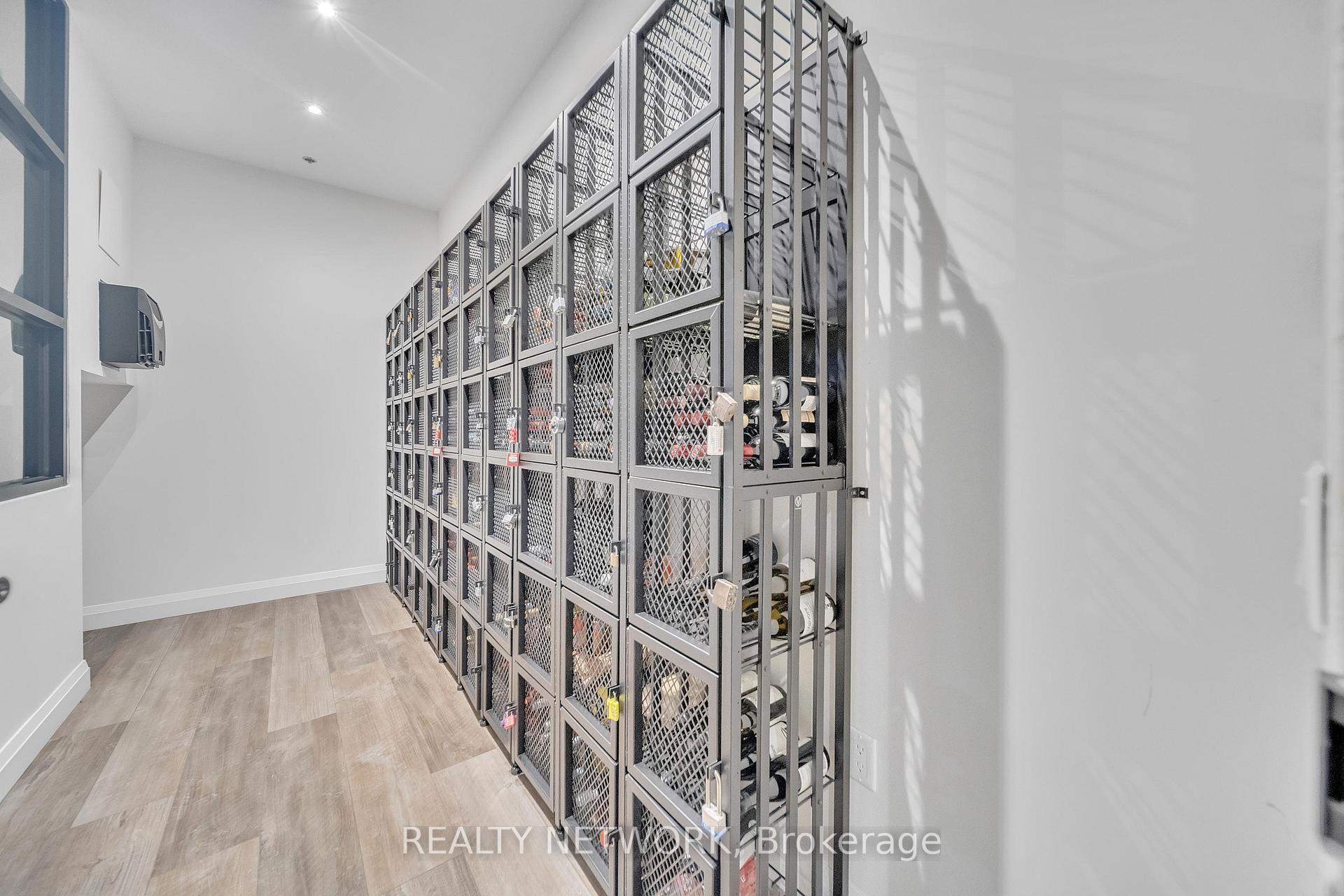 Photo 27 of Unit 410, 1 Redfern Avenue, Hamilton, Mountview — HOMEH