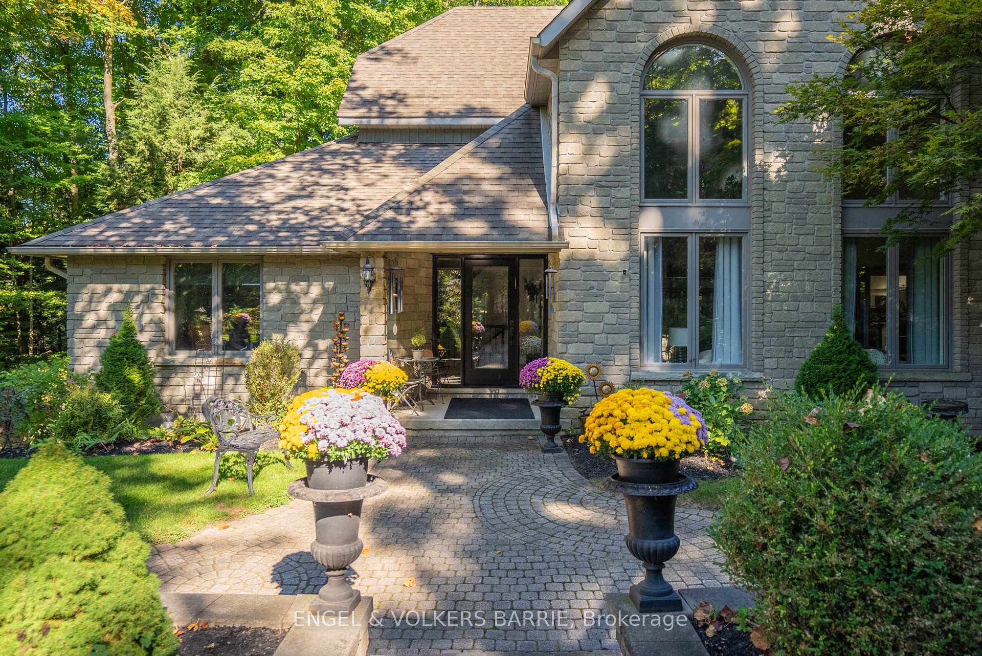 Photo 14 of 1837 Wilkinson Street, Innisfil, Rural Innisfil — HOMEH