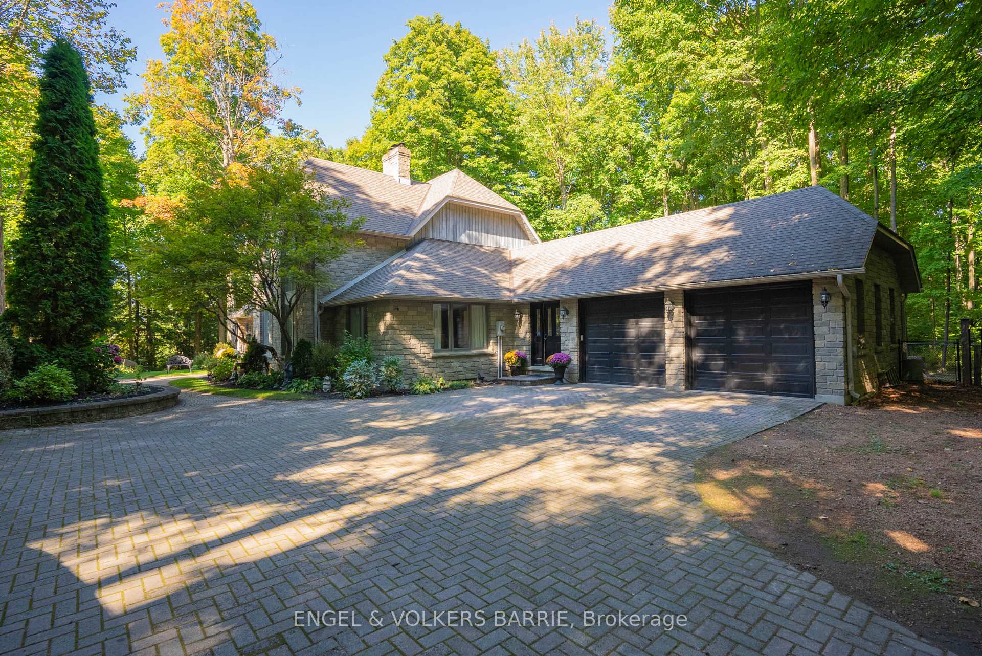Photo 5 of 1837 Wilkinson Street, Innisfil, Rural Innisfil — HOMEH