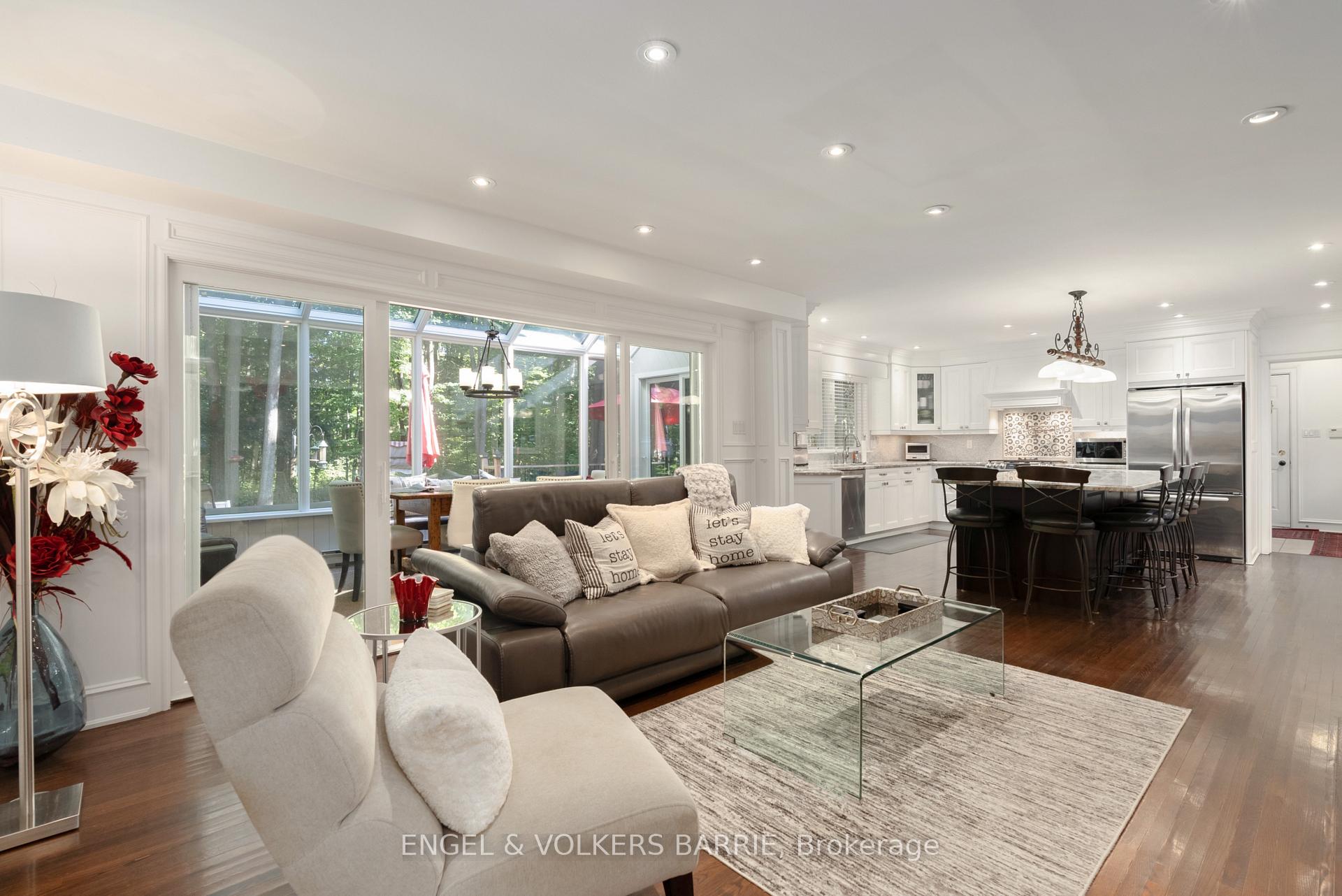 Photo 9 of 1837 Wilkinson Street, Innisfil, Rural Innisfil — HOMEH