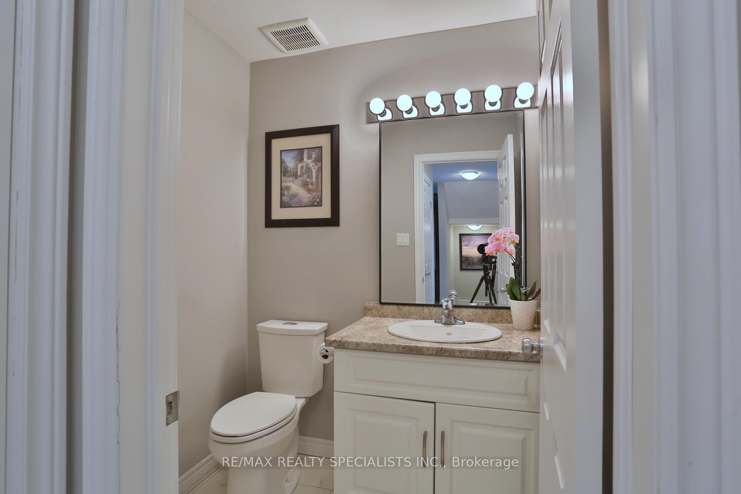 Photo 5 of 189 Macalister Boulevard, Guelph, Kortright East — HOMEH