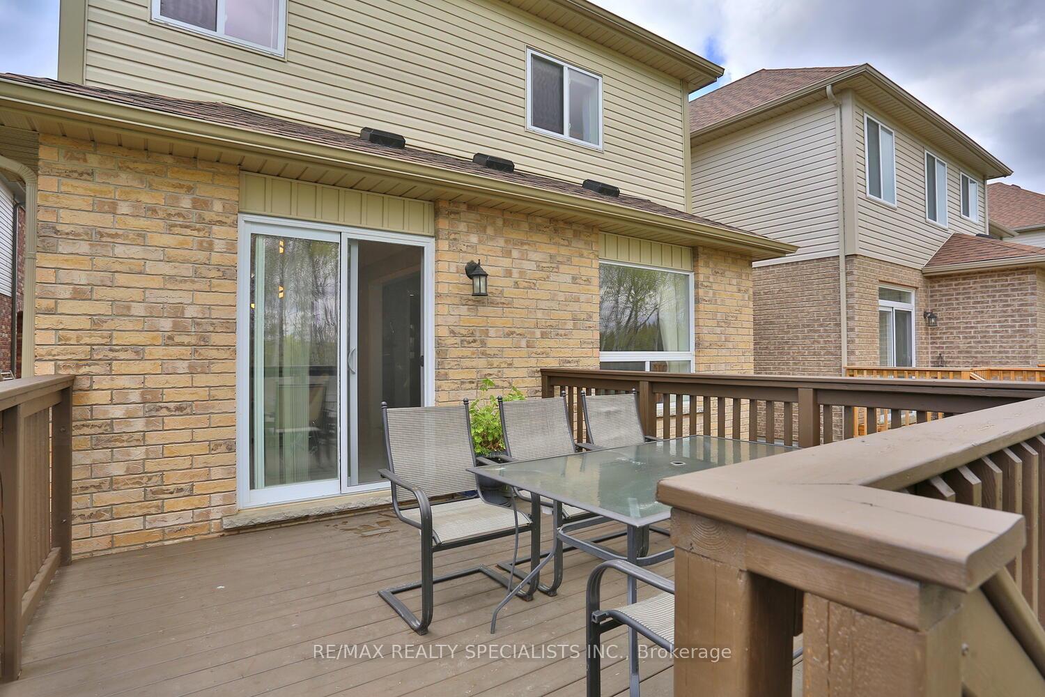 Photo 20 of 189 Macalister Boulevard, Guelph, Kortright East — HOMEH
