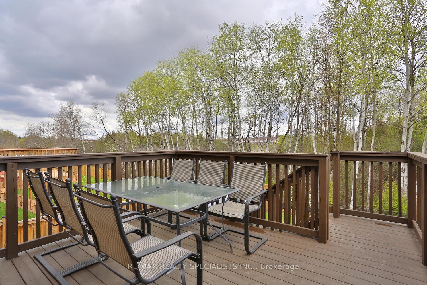 Photo 35 of 189 Macalister Boulevard, Guelph, Kortright East — HOMEH