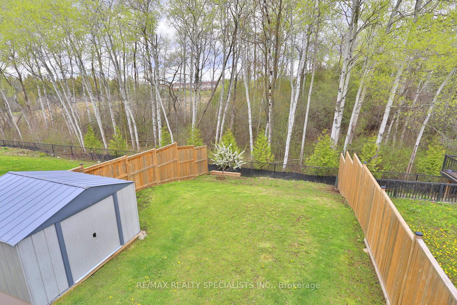 Photo 17 of 189 Macalister Boulevard, Guelph, Kortright East — HOMEH