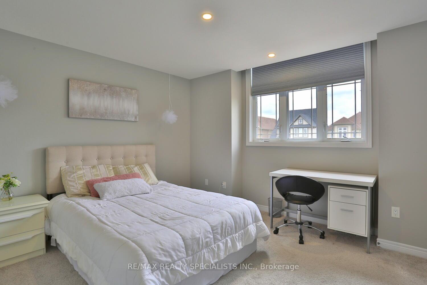 Photo 22 of 189 Macalister Boulevard, Guelph, Kortright East — HOMEH