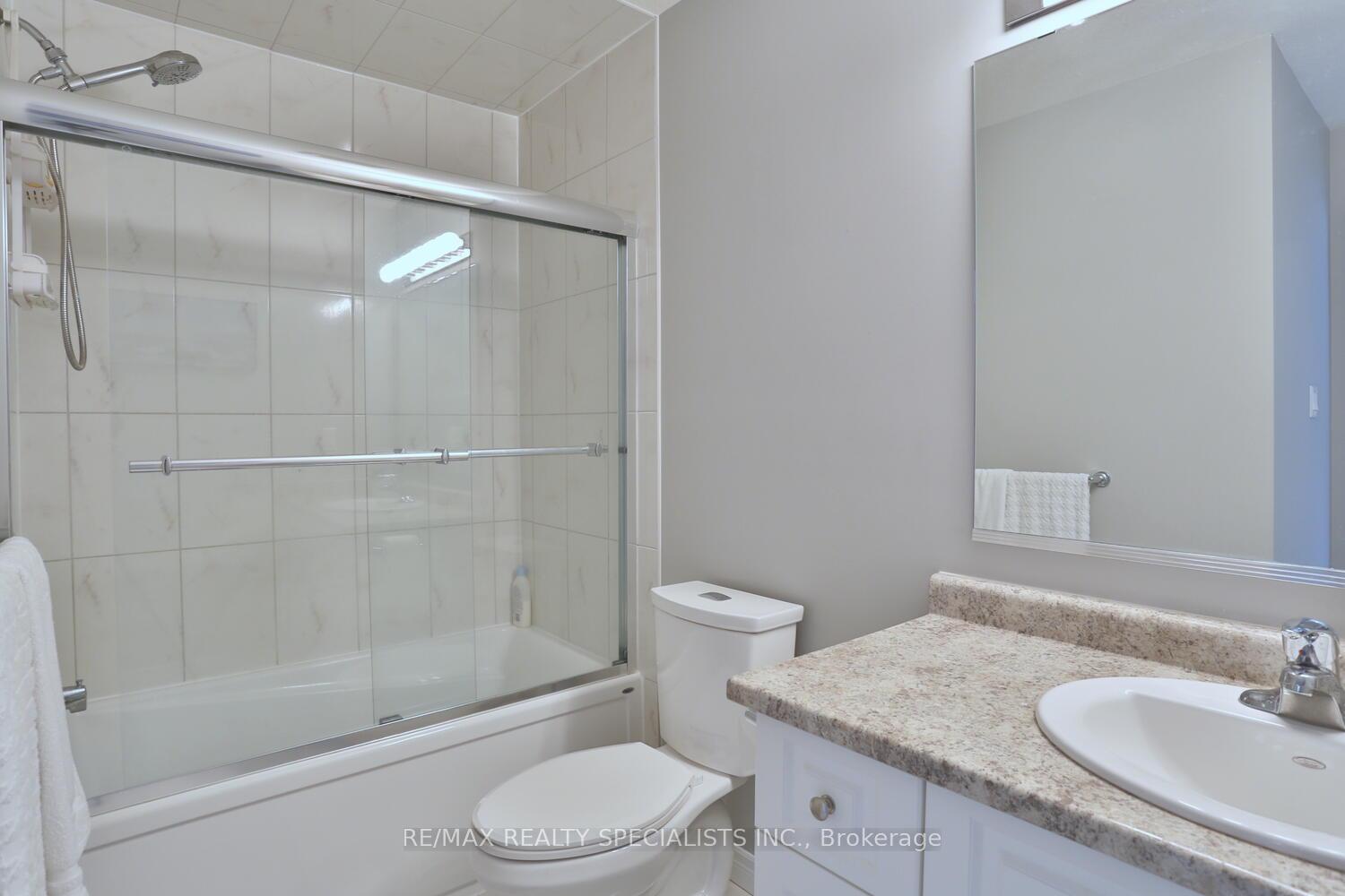 Photo 32 of 189 Macalister Boulevard, Guelph, Kortright East — HOMEH