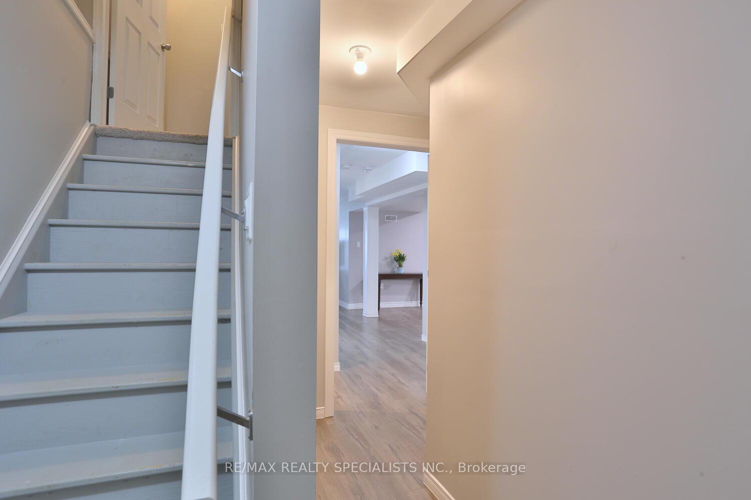 Photo 34 of 189 Macalister Boulevard, Guelph, Kortright East — HOMEH