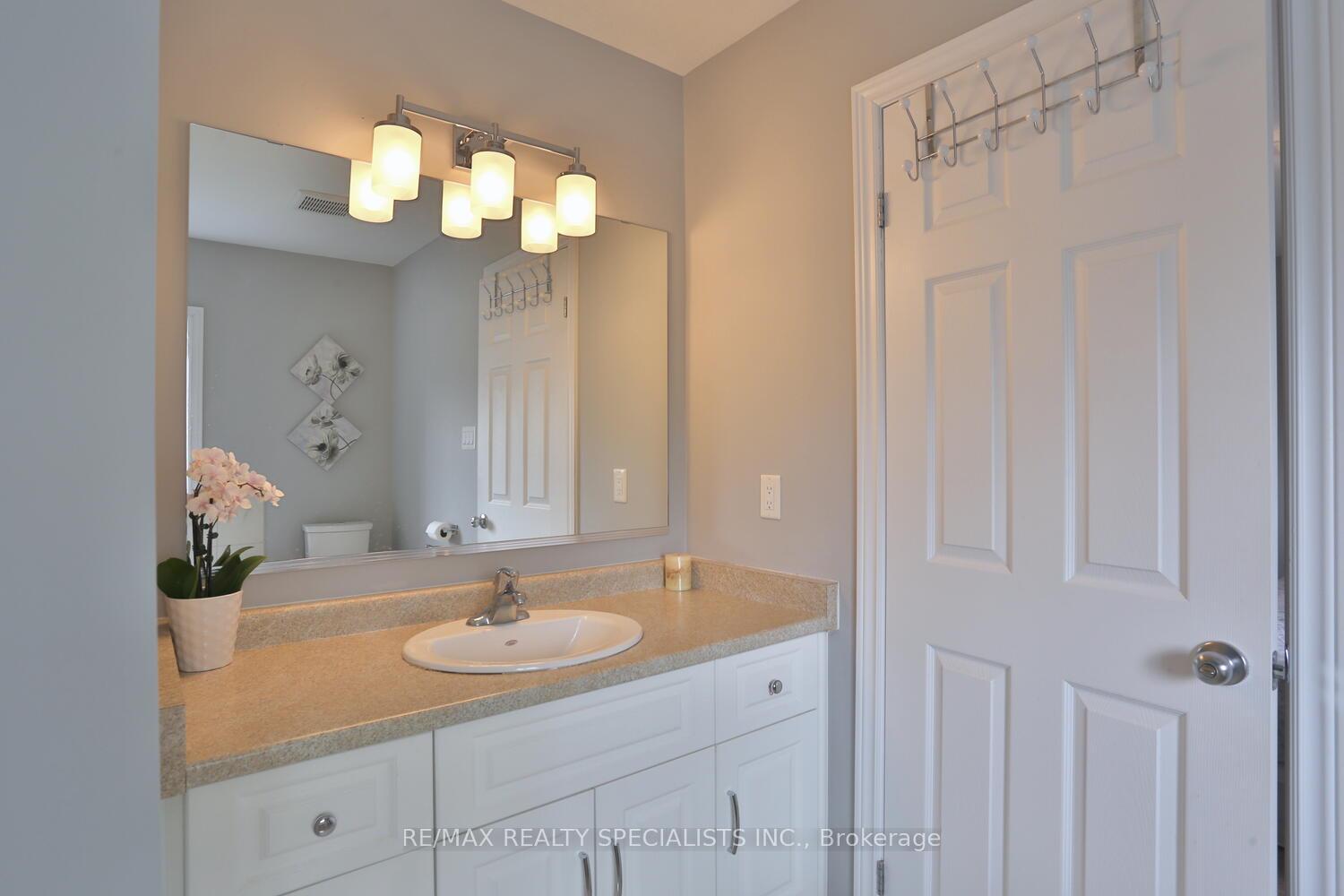 Photo 43 of 189 Macalister Boulevard, Guelph, Kortright East — HOMEH