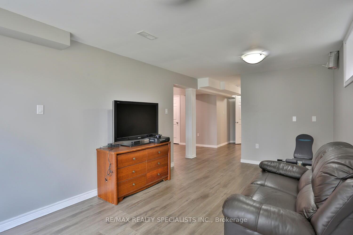 Photo 28 of 189 Macalister Boulevard, Guelph, Kortright East — HOMEH