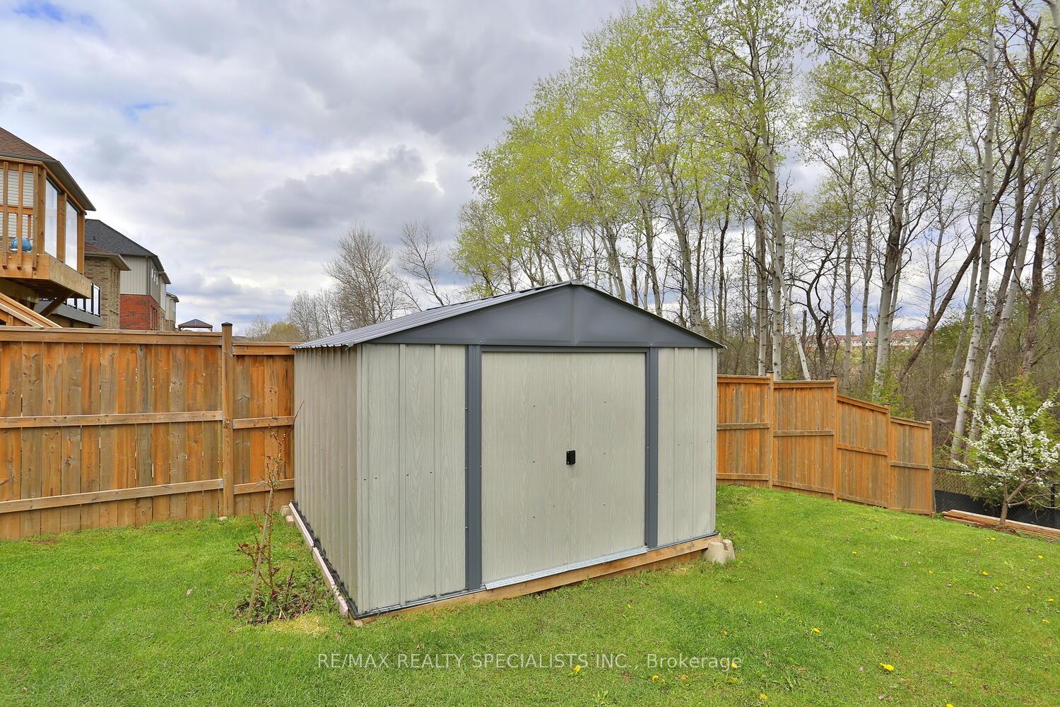 Photo 42 of 189 Macalister Boulevard, Guelph, Kortright East — HOMEH