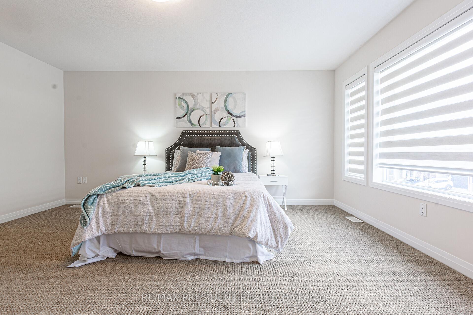 Photo 18 of 25 Greenwich Avenue, Hamilton, Stoney Creek Mountain — HOMEH