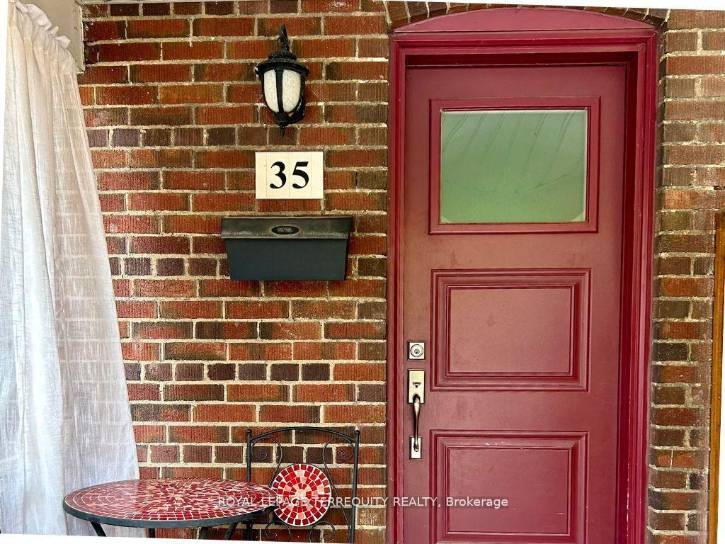 Photo 7 of 35 Berkshire Avenue, Toronto, South Riverdale — HOMEH