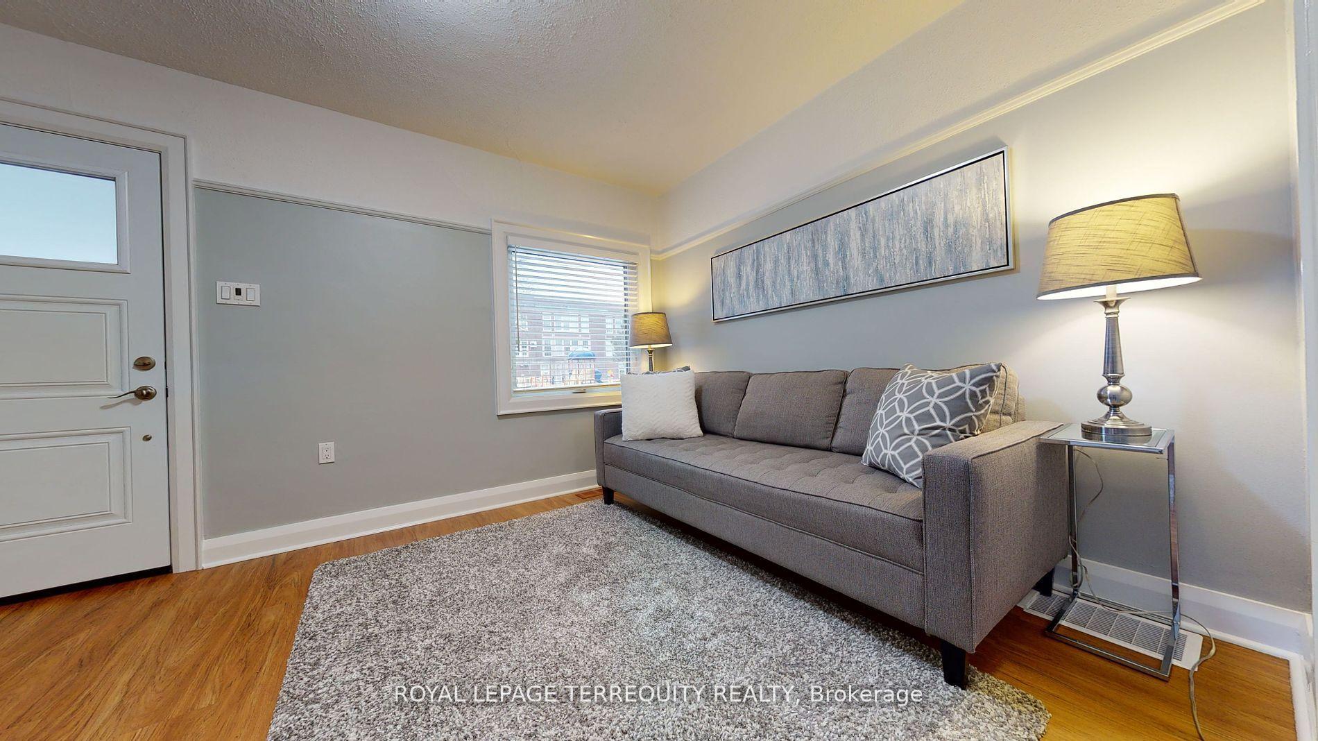 Photo 18 of 35 Berkshire Avenue, Toronto, South Riverdale — HOMEH