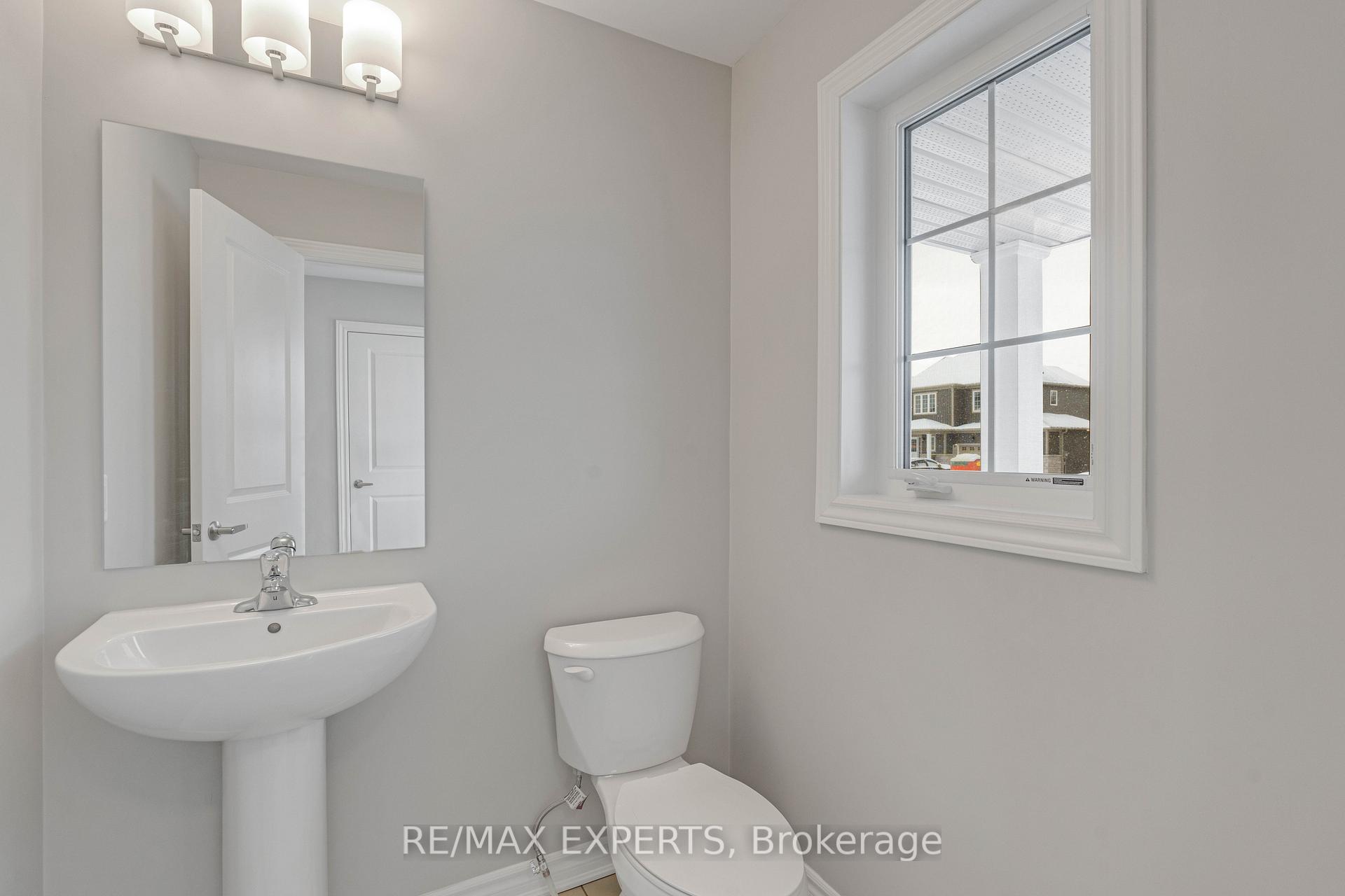 Photo 9 of 282 Springfield Crescent, Clearview, Stayner — HOMEH