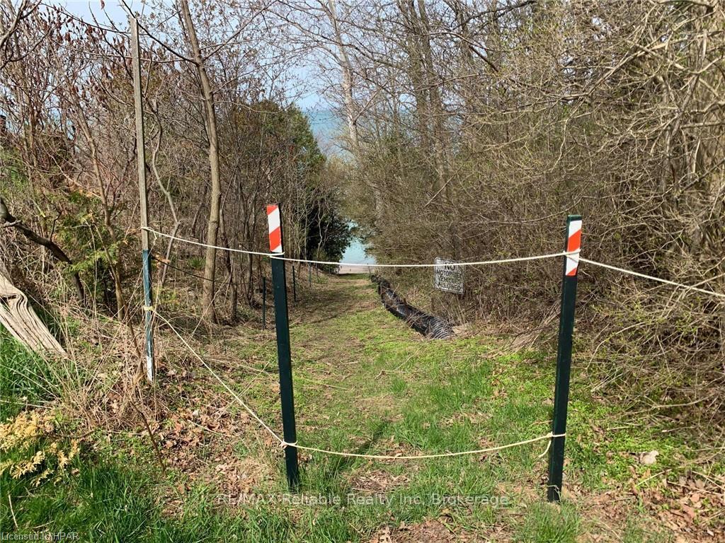Photo 12 of 2 Durand-Huronview Road, Bluewater, Zurich — HOMEH