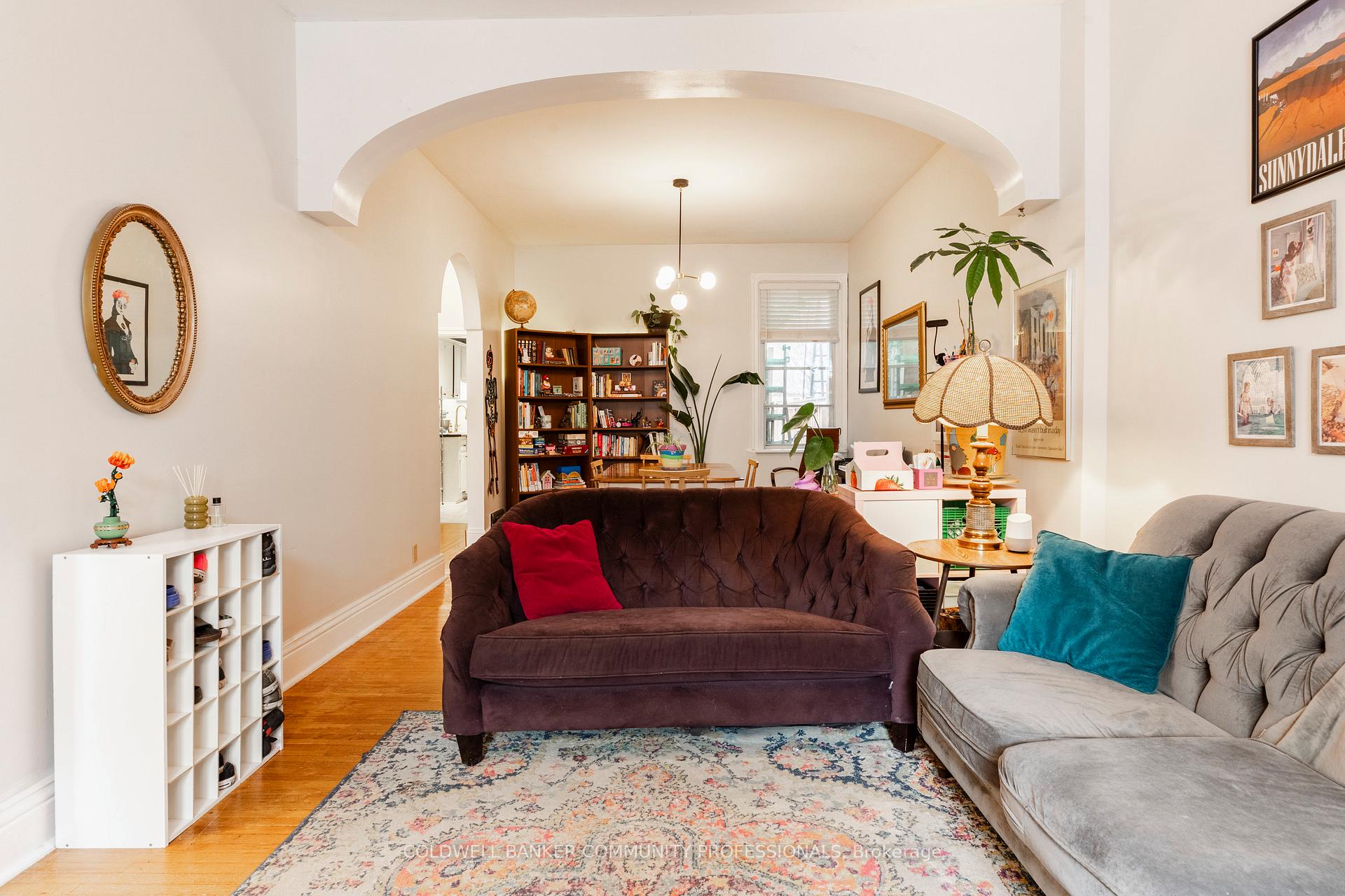 Photo 22 of 146 Walnut Street S, Hamilton, Corktown — HOMEH