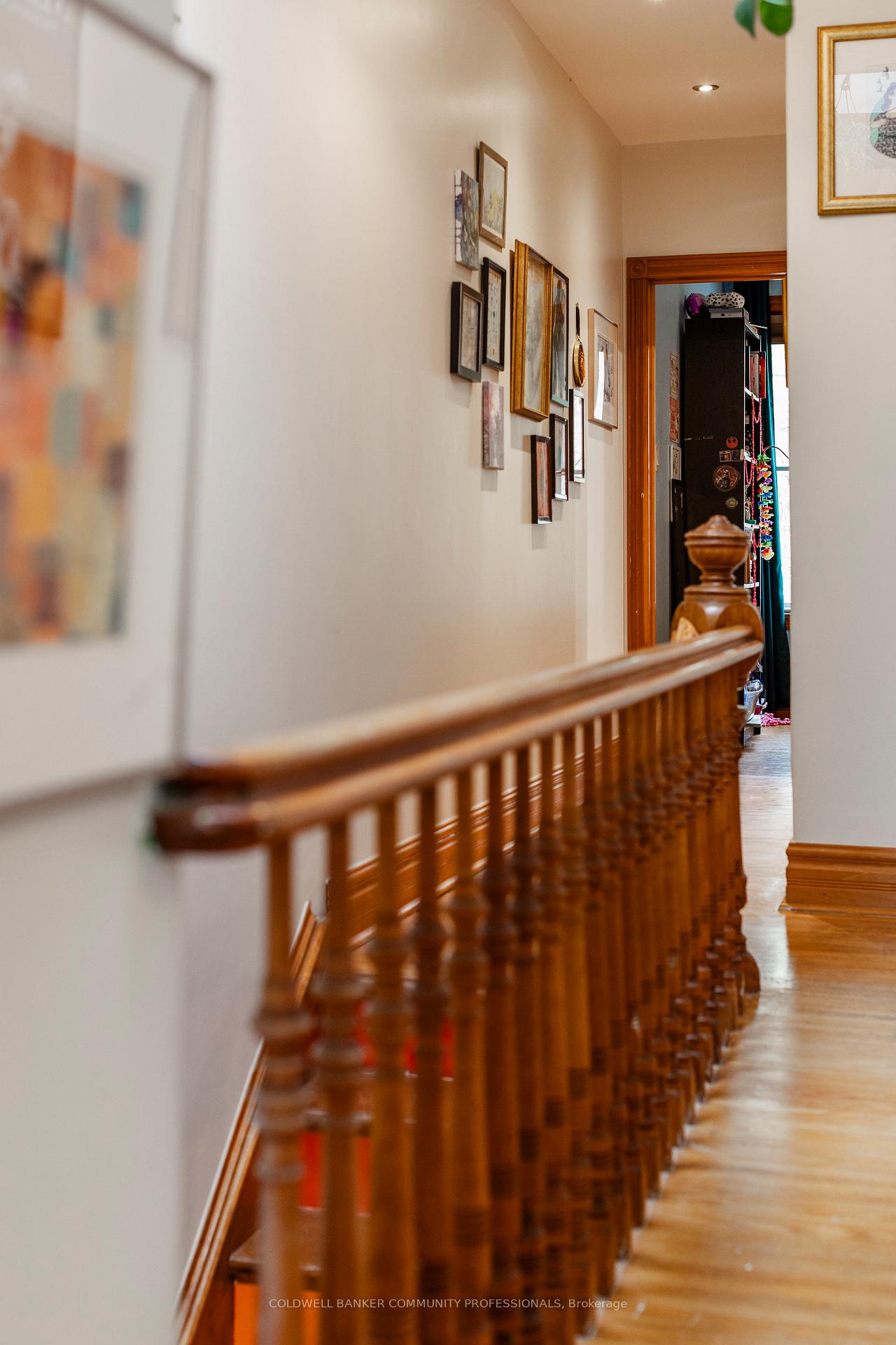 Photo 19 of 146 Walnut Street S, Hamilton, Corktown — HOMEH