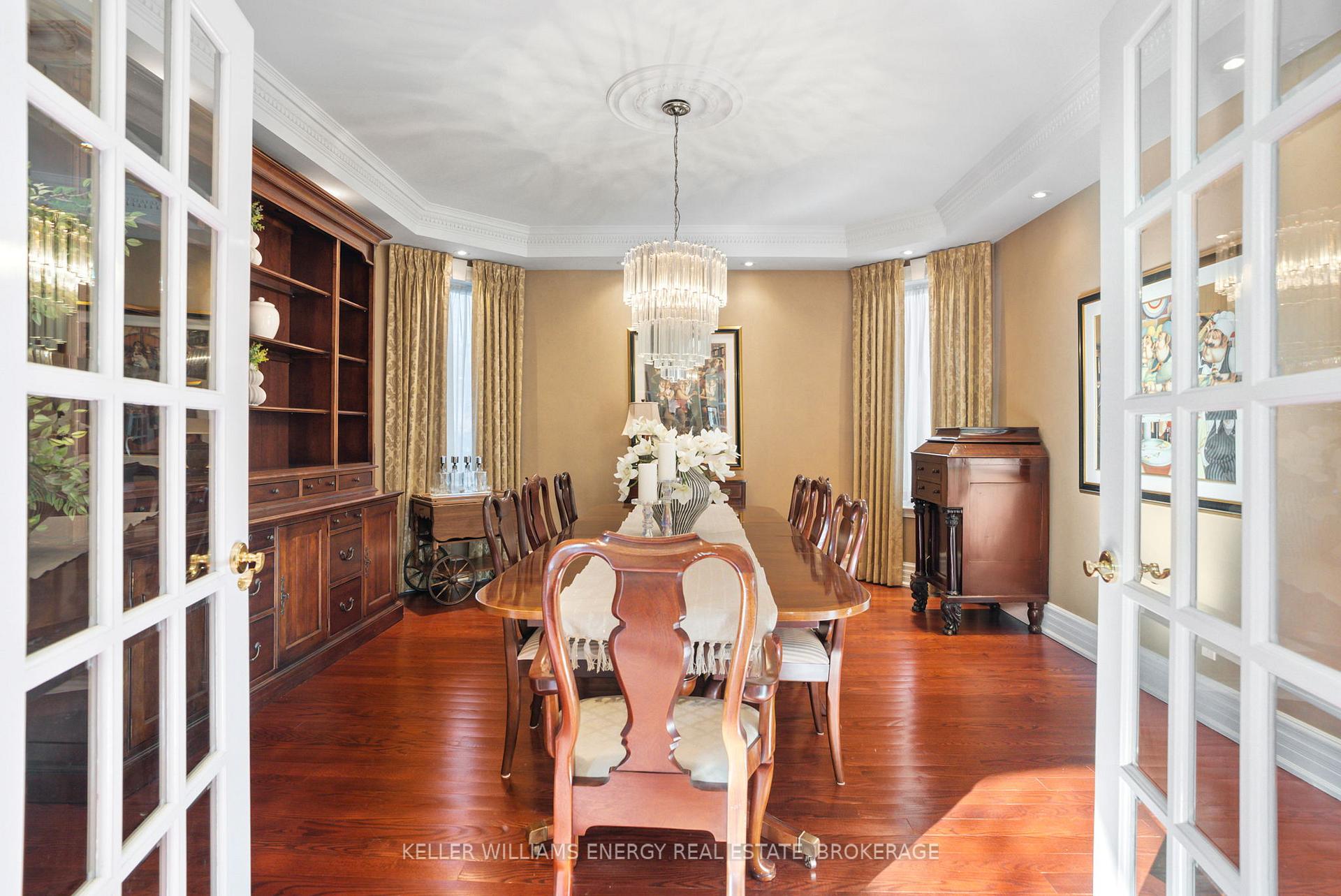 Photo 10 of 418 Euclid Street, Whitby, Downtown Whitby — HOMEH