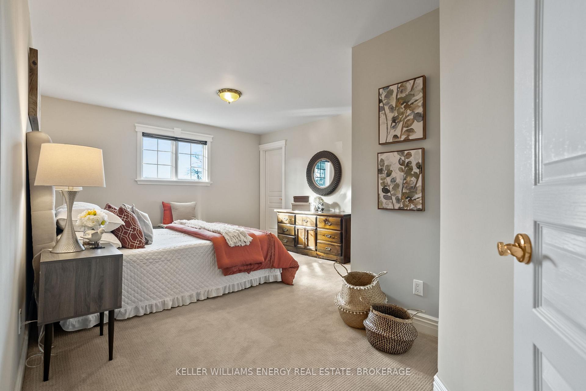 Photo 35 of 418 Euclid Street, Whitby, Downtown Whitby — HOMEH