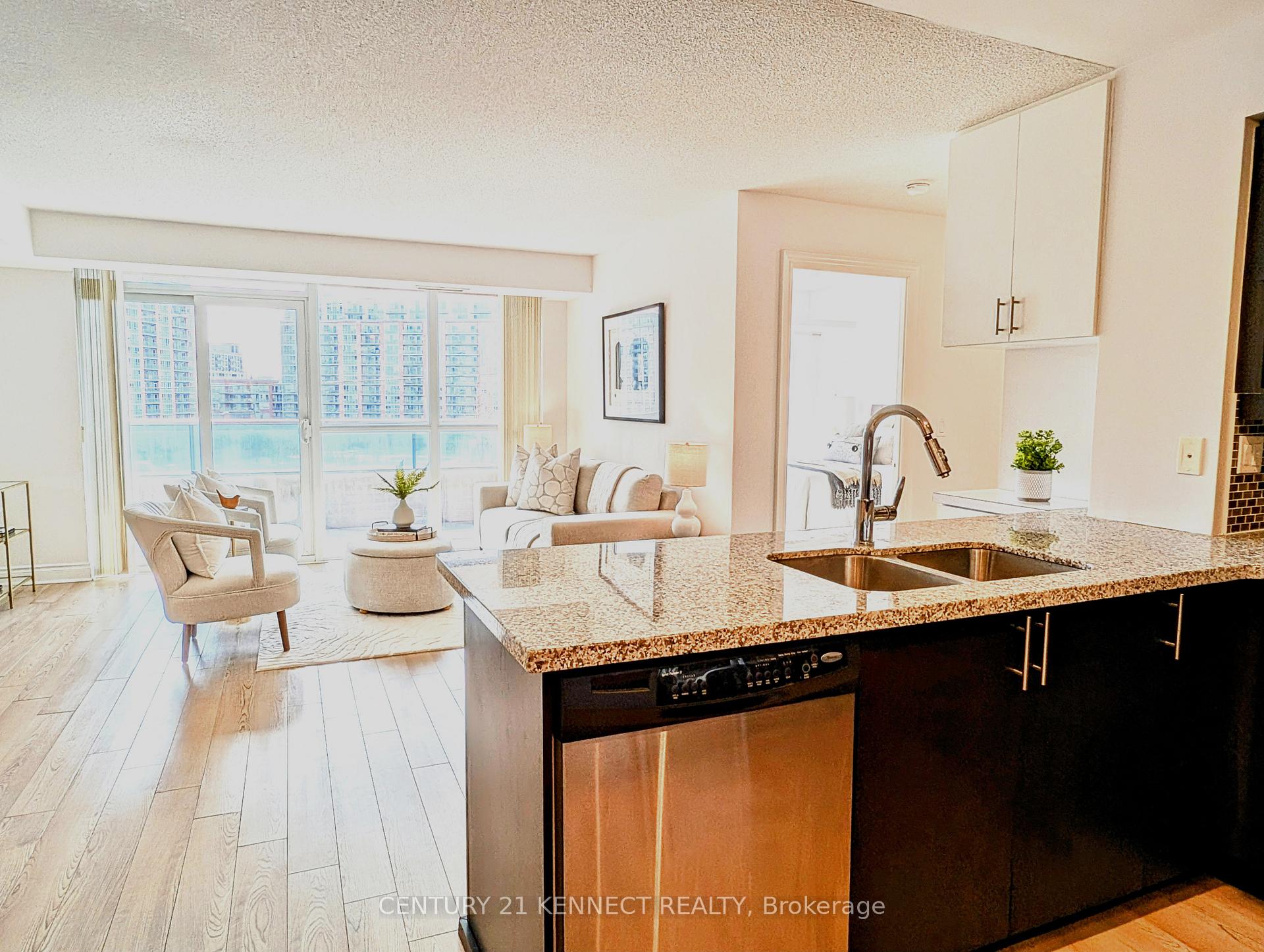 Photo 9 of Unit 569, 23 Cox Boulevard, Markham, Unionville — HOMEH
