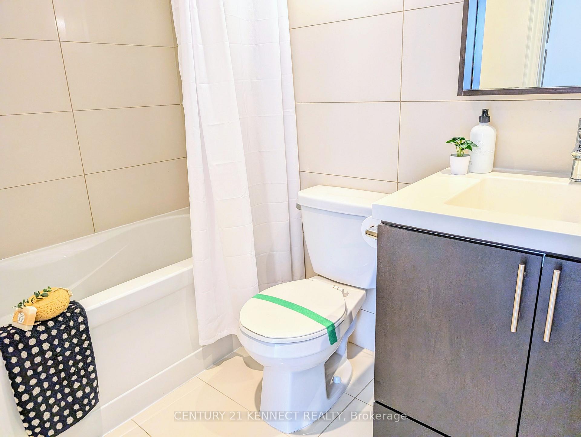 Photo 16 of Unit 569, 23 Cox Boulevard, Markham, Unionville — HOMEH