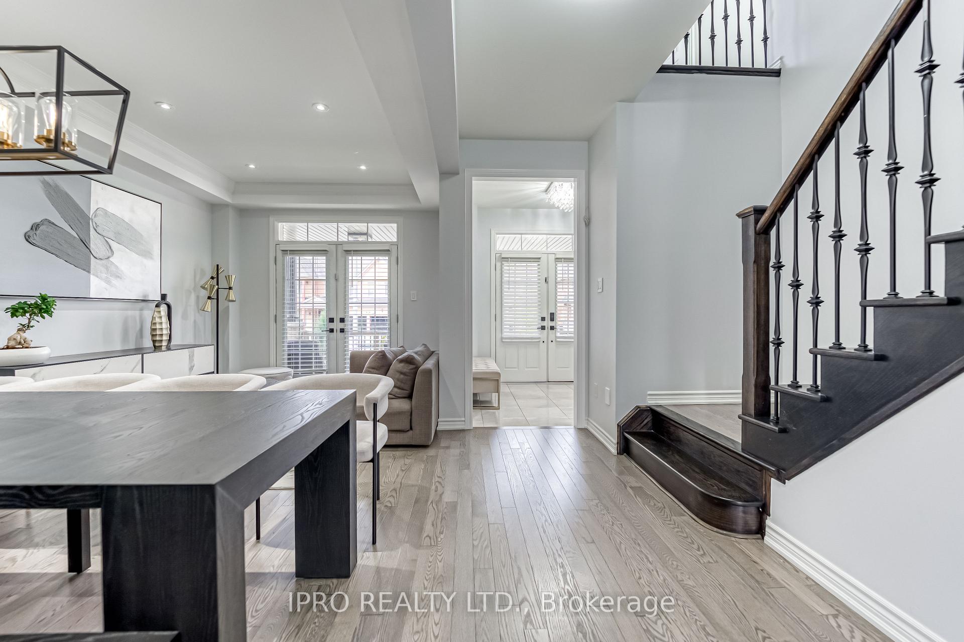 Photo 2 of 21 Roy Road, New Tecumseth, Tottenham — HOMEH