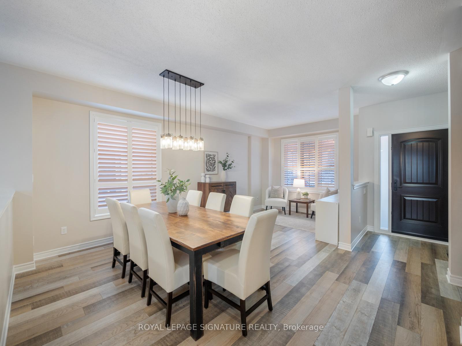 Photo 2 of 98 Darius Harns Drive, Whitby, Brooklin — HOMEH