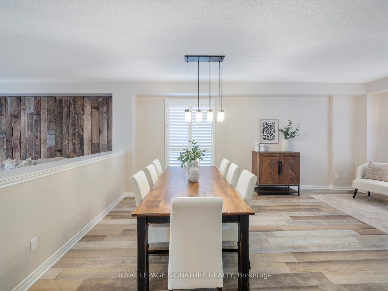Photo 3 of 98 Darius Harns Drive, Whitby, Brooklin — HOMEH