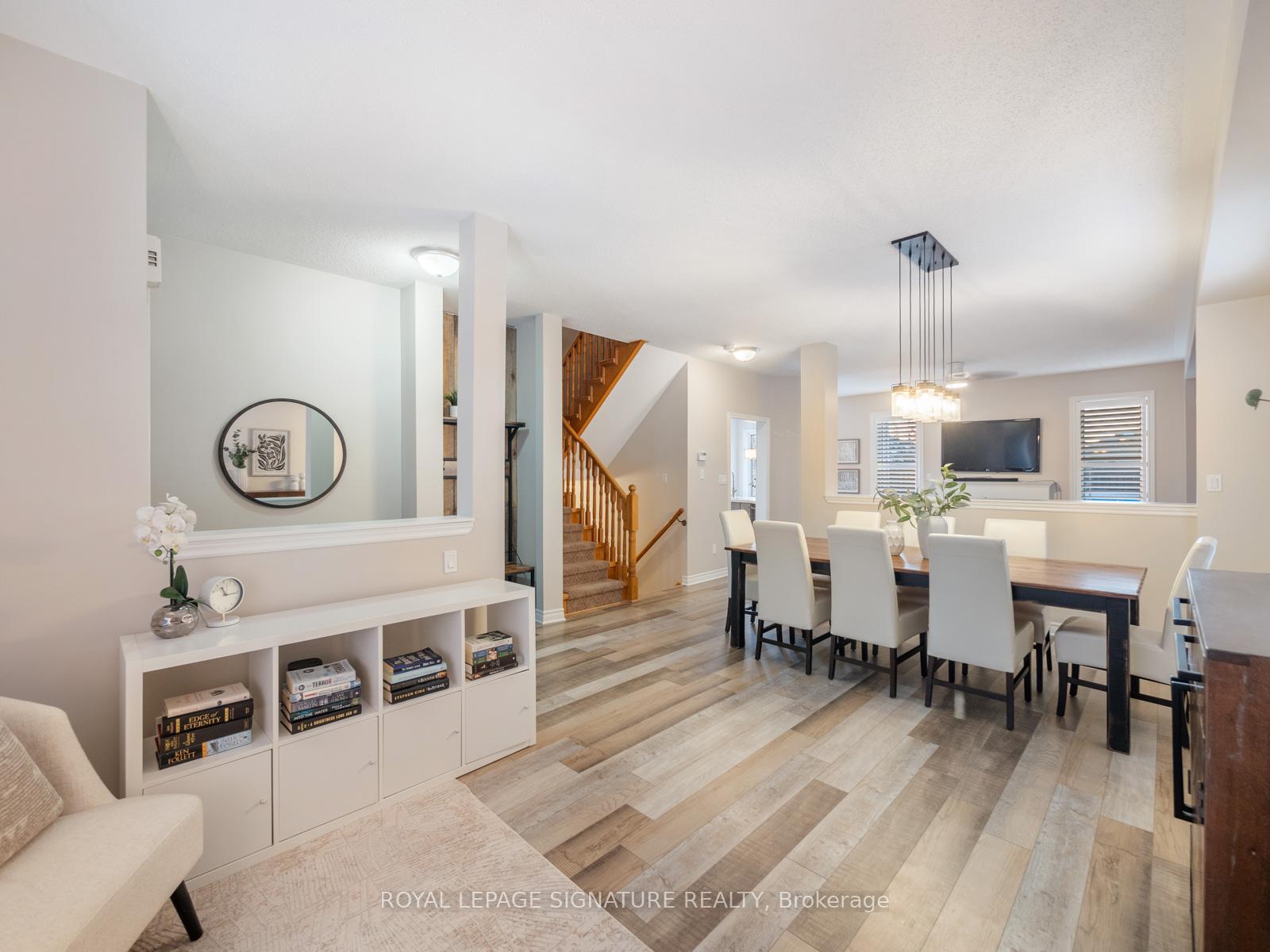 Photo 9 of 98 Darius Harns Drive, Whitby, Brooklin — HOMEH
