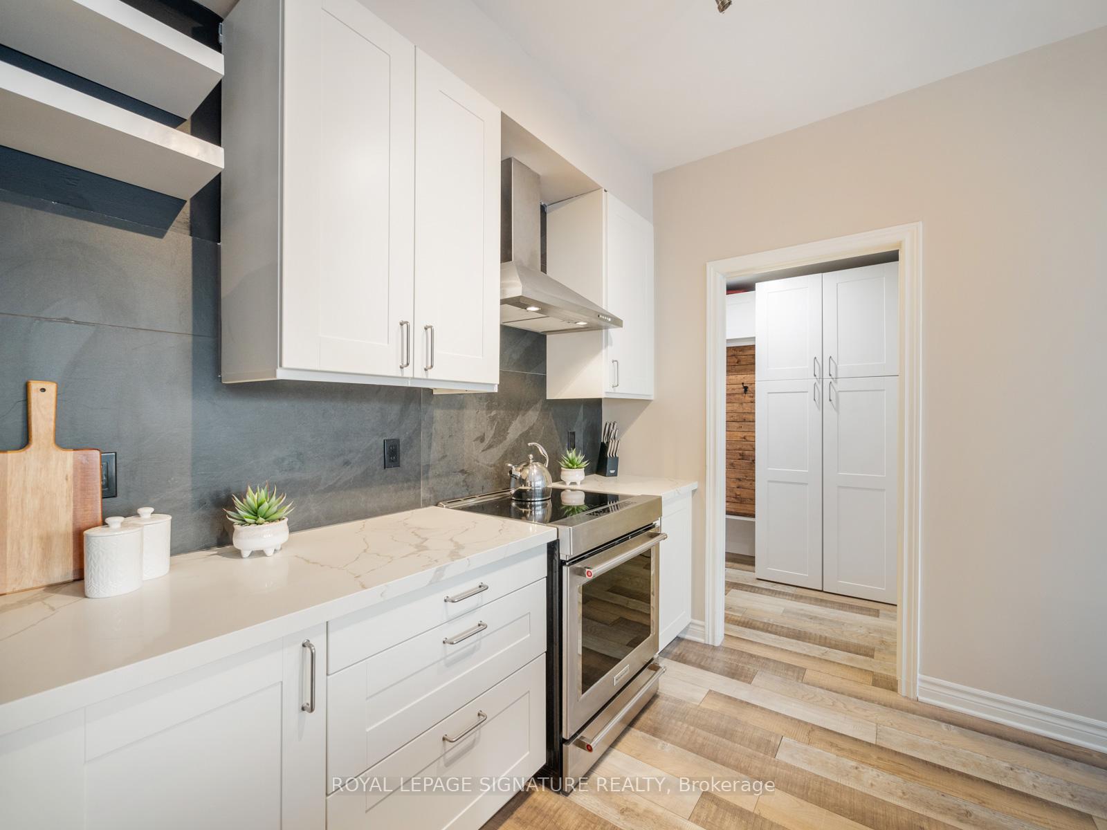 Photo 13 of 98 Darius Harns Drive, Whitby, Brooklin — HOMEH