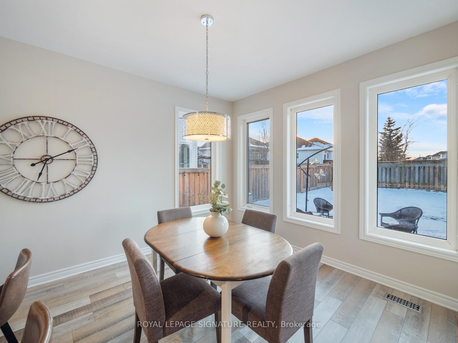 Photo 21 of 98 Darius Harns Drive, Whitby, Brooklin — HOMEH