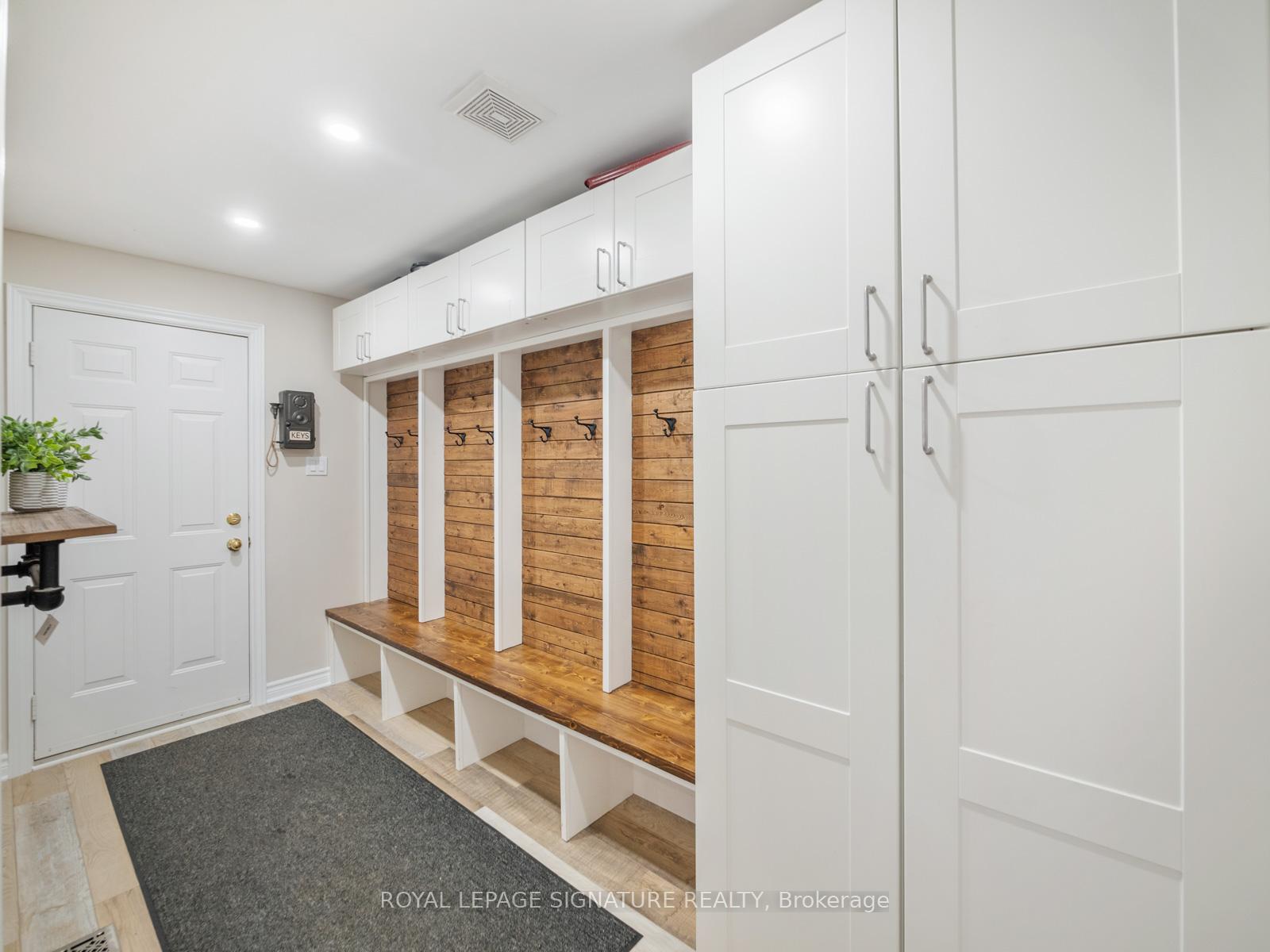 Photo 20 of 98 Darius Harns Drive, Whitby, Brooklin — HOMEH