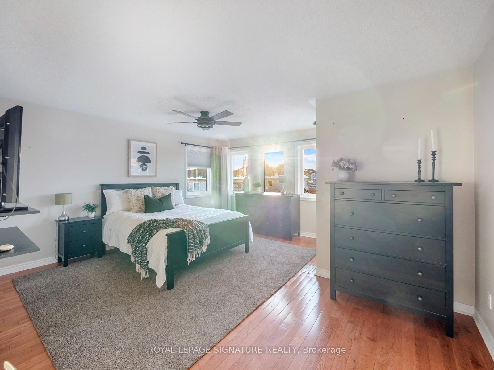 Photo 23 of 98 Darius Harns Drive, Whitby, Brooklin — HOMEH