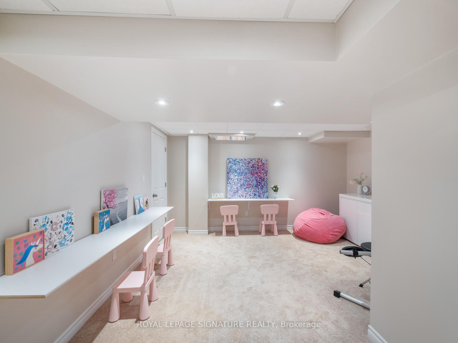 Photo 31 of 98 Darius Harns Drive, Whitby, Brooklin — HOMEH