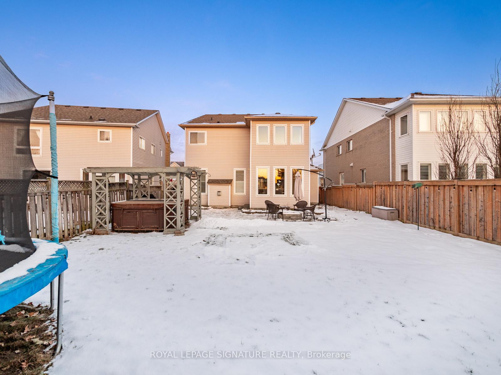 Photo 33 of 98 Darius Harns Drive, Whitby, Brooklin — HOMEH